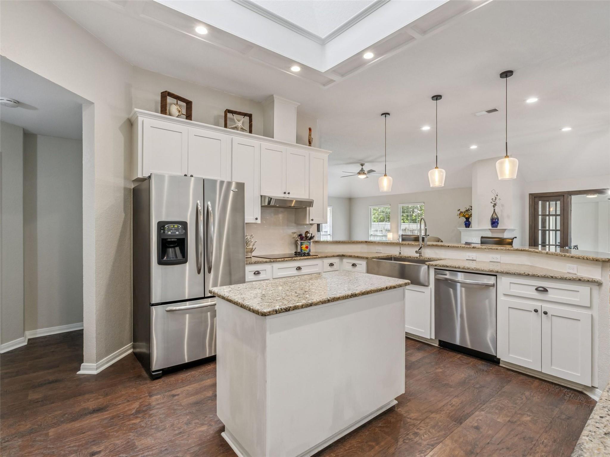 Image 21 of 40 For 1832 Sunnybrook Dr