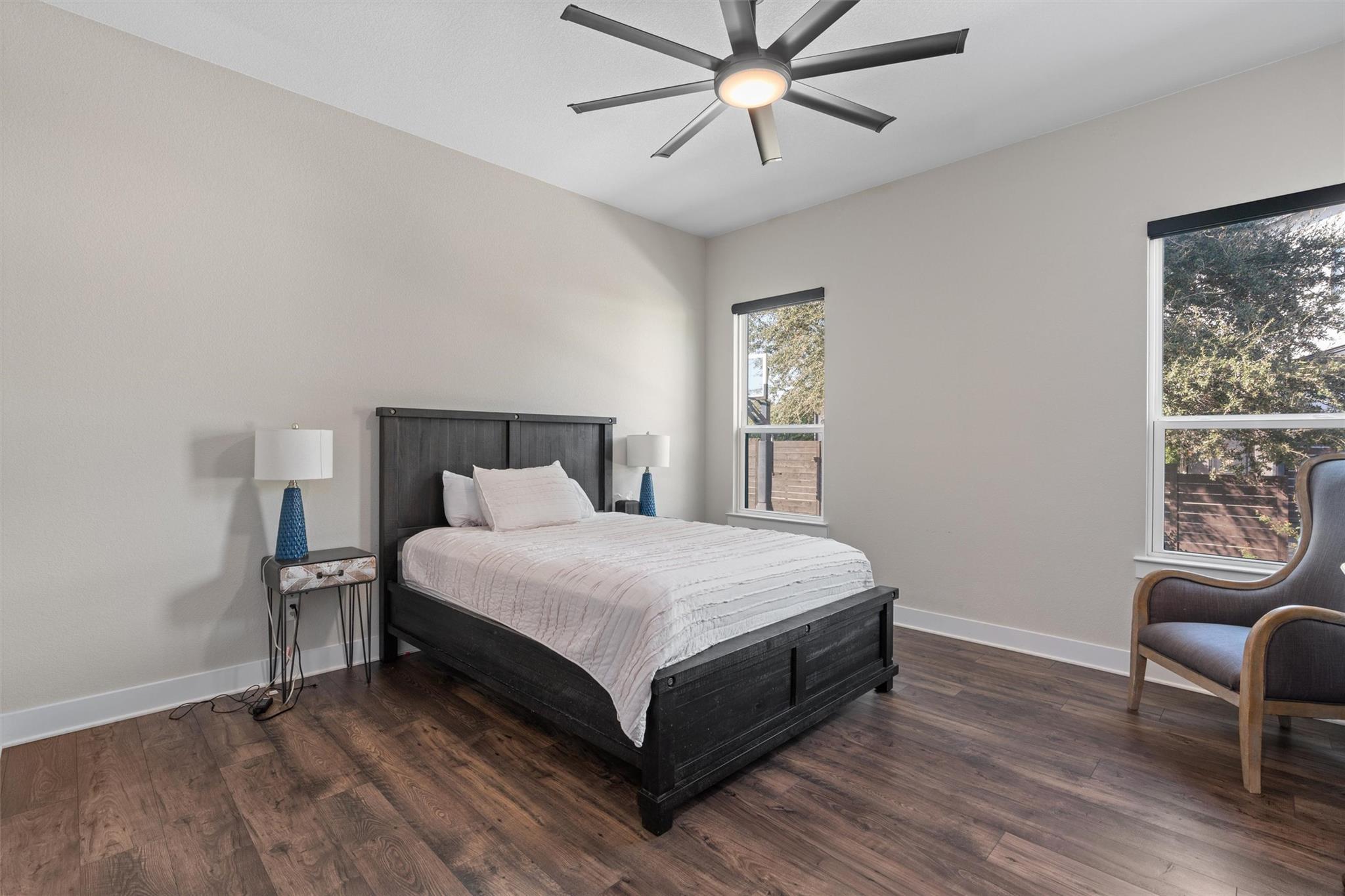 Image 16 of 40 For 1008 Eagle Point Dr