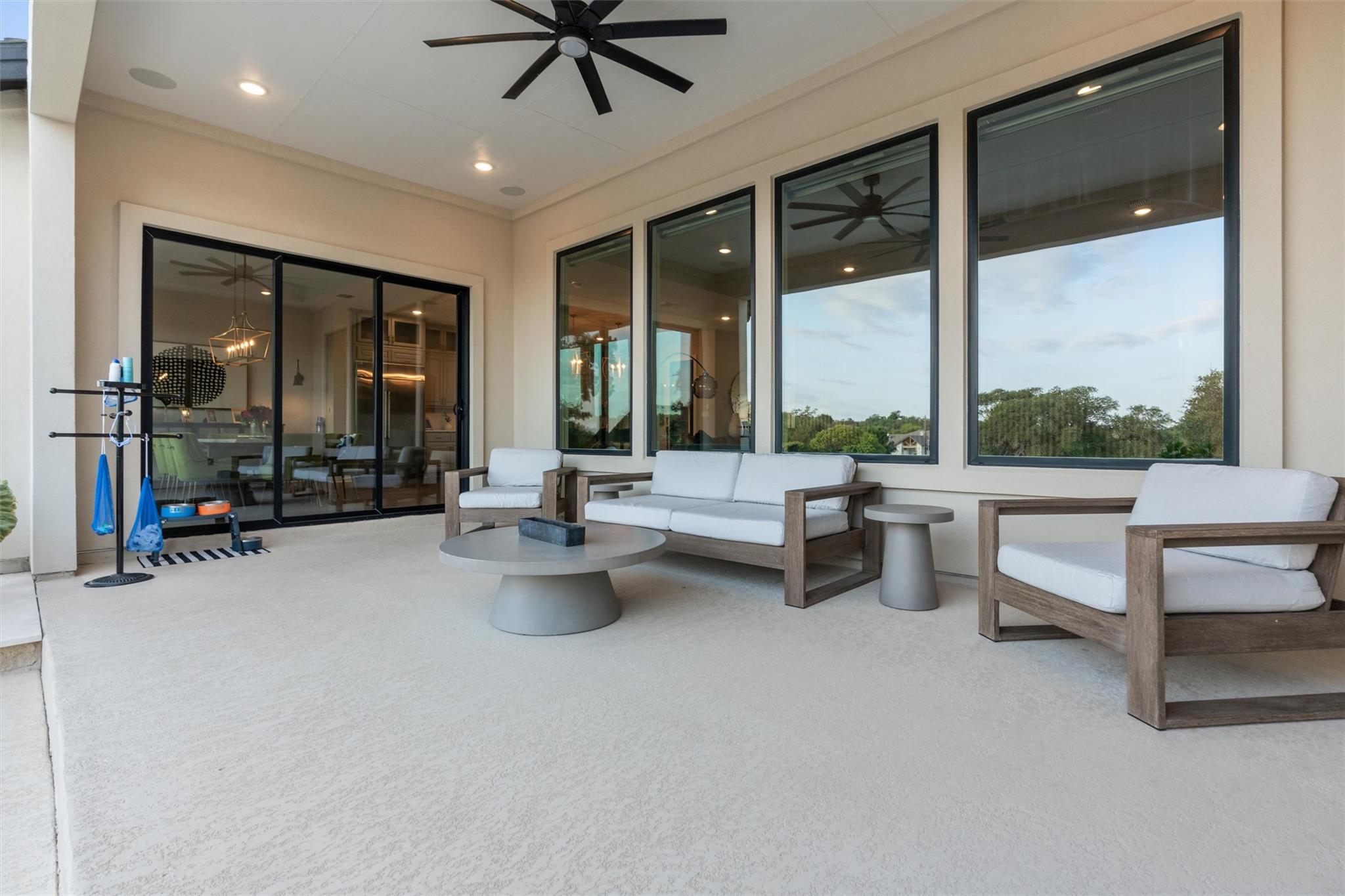 Image 27 of 40 For 1008 Eagle Point Dr