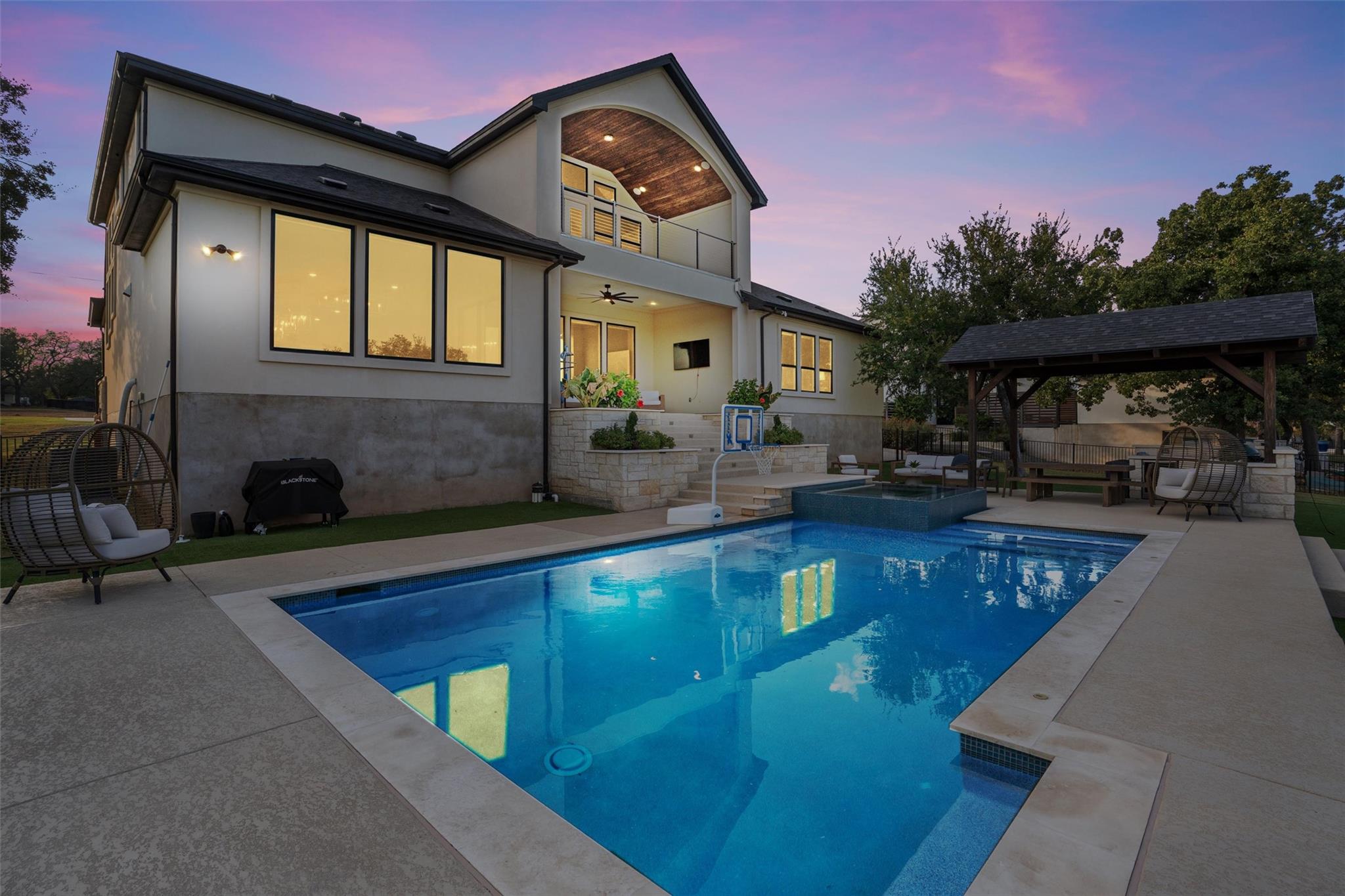 Image 30 of 40 For 1008 Eagle Point Dr