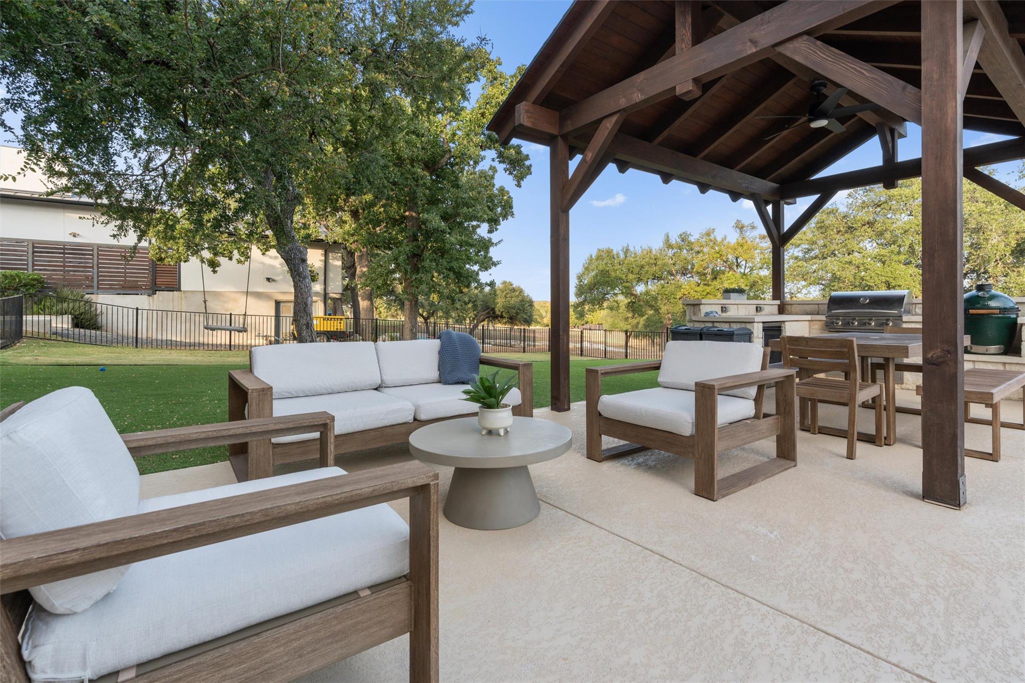 Image 31 of 40 For 1008 Eagle Point Dr