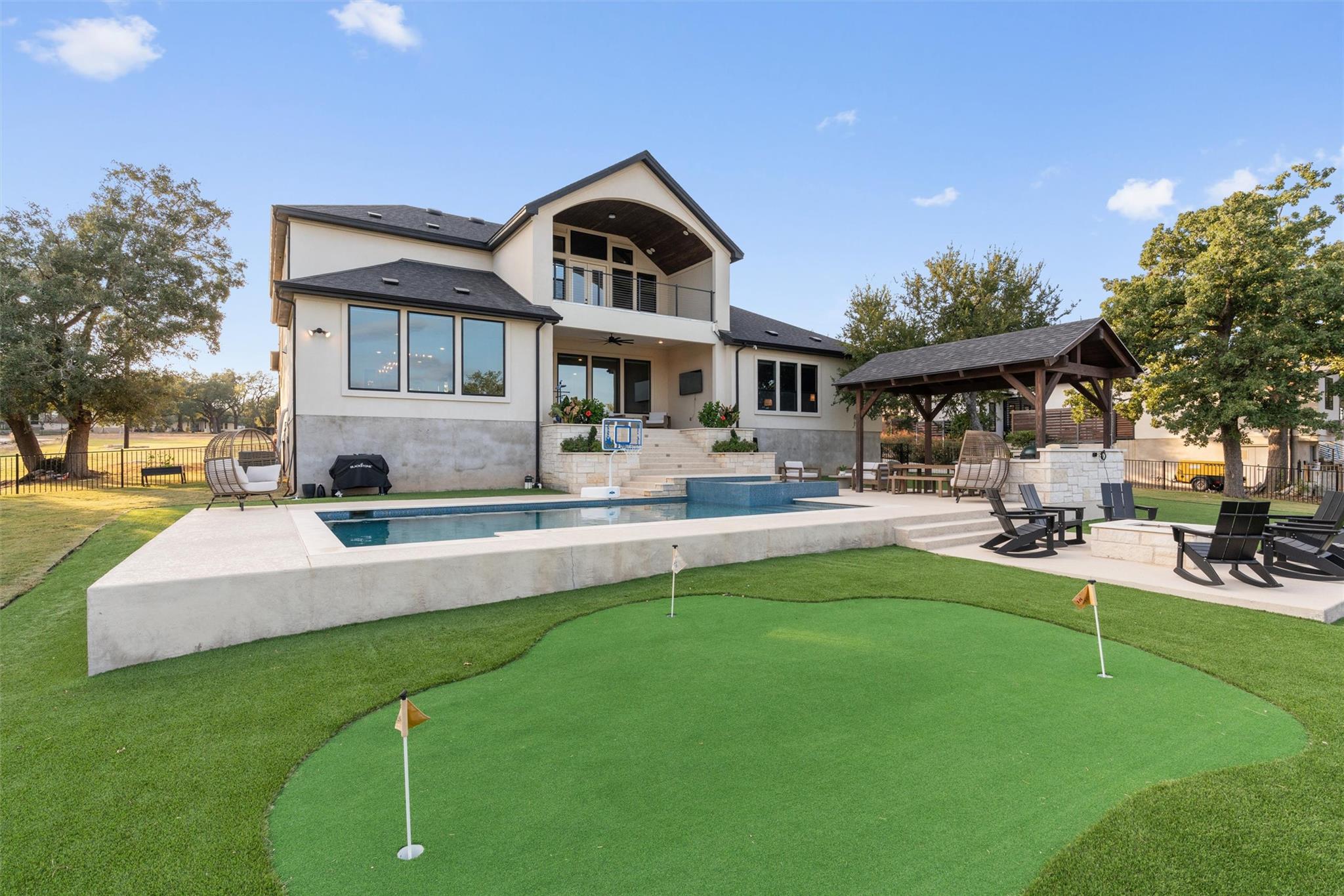 Image 33 of 40 For 1008 Eagle Point Dr