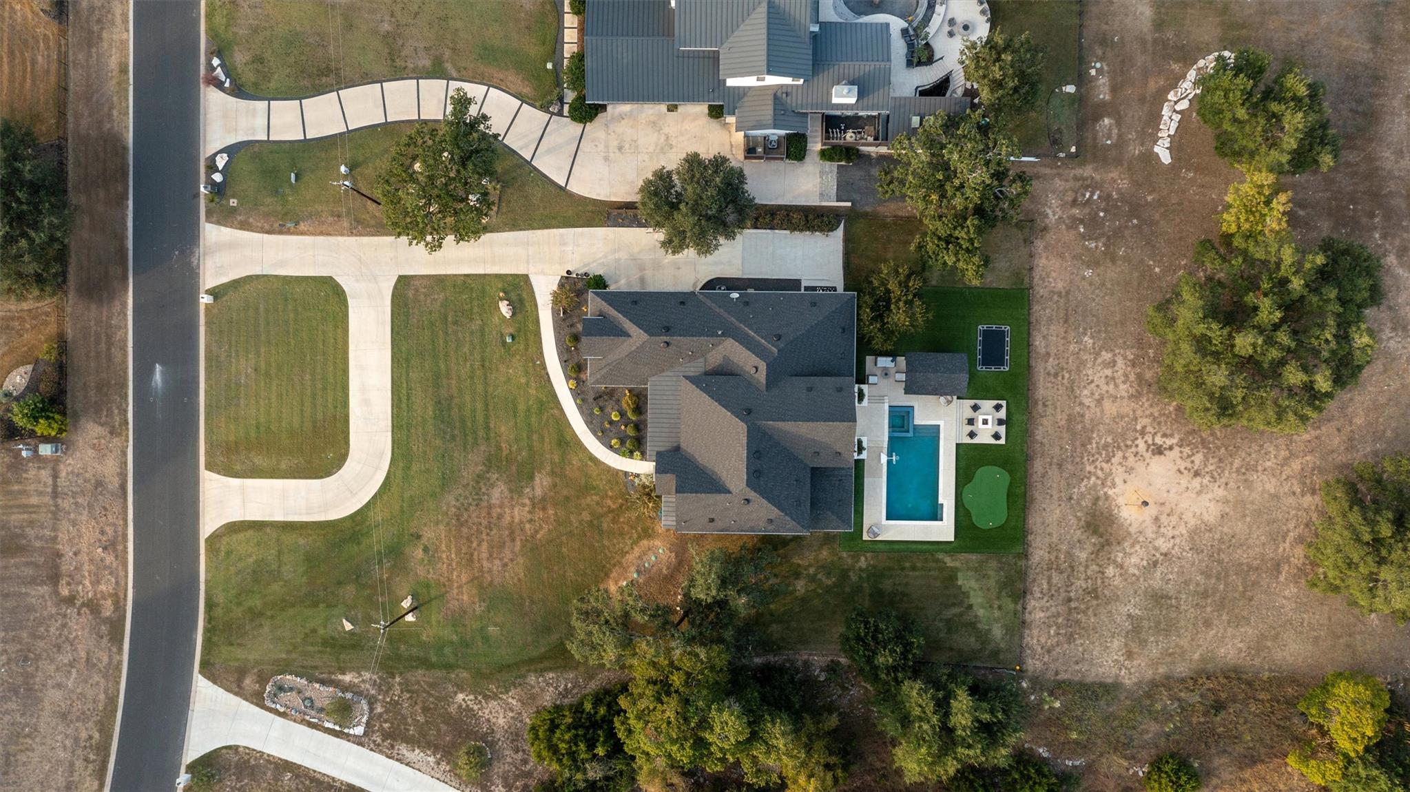 Image 37 of 40 For 1008 Eagle Point Dr