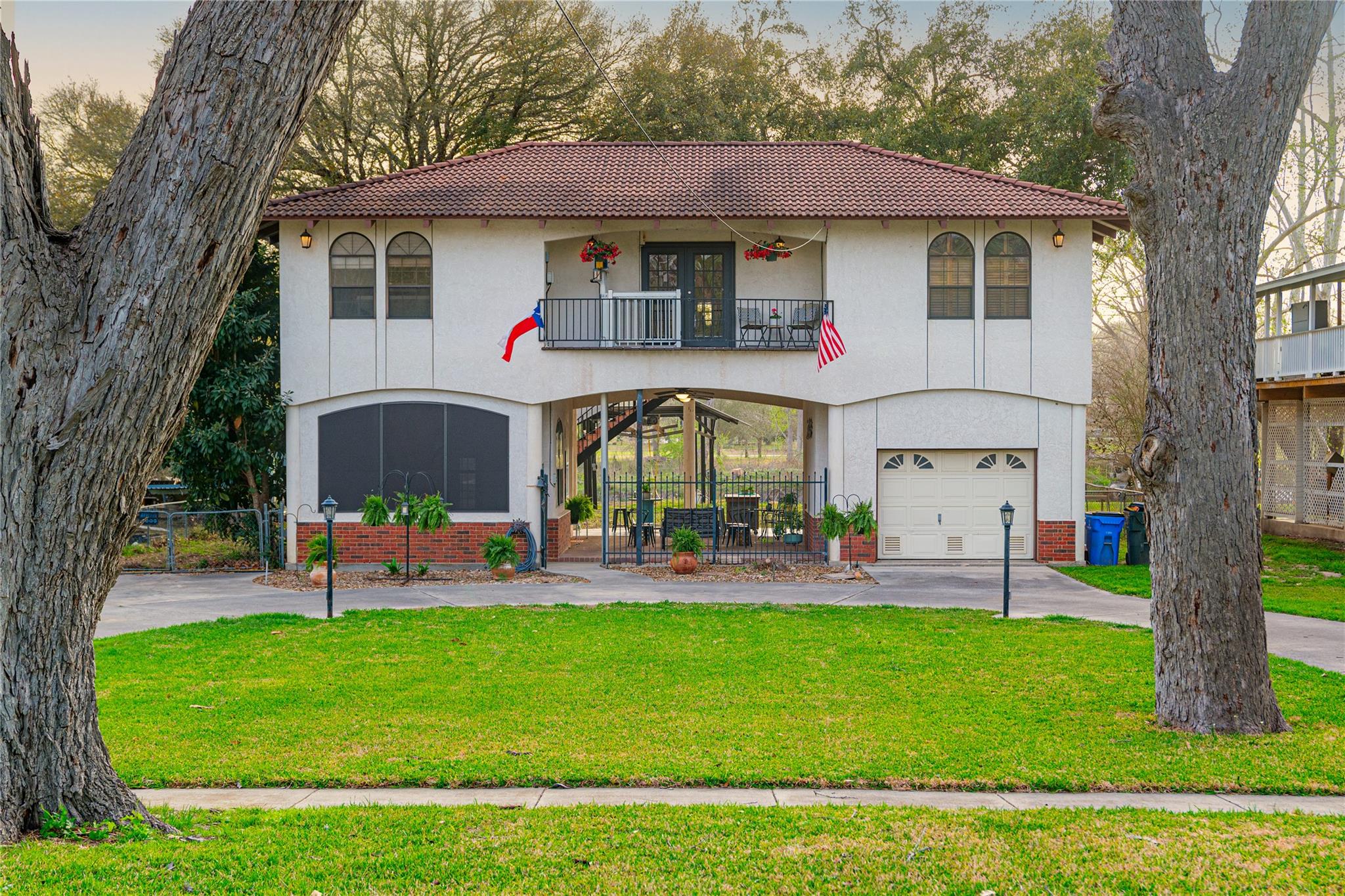 Details for 110 Lakeside Dr, Seguin, TX 78155