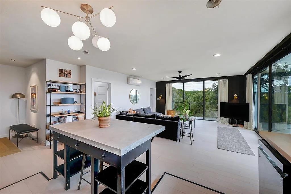 Image 14 of 27 For 640 Ghost Dancer