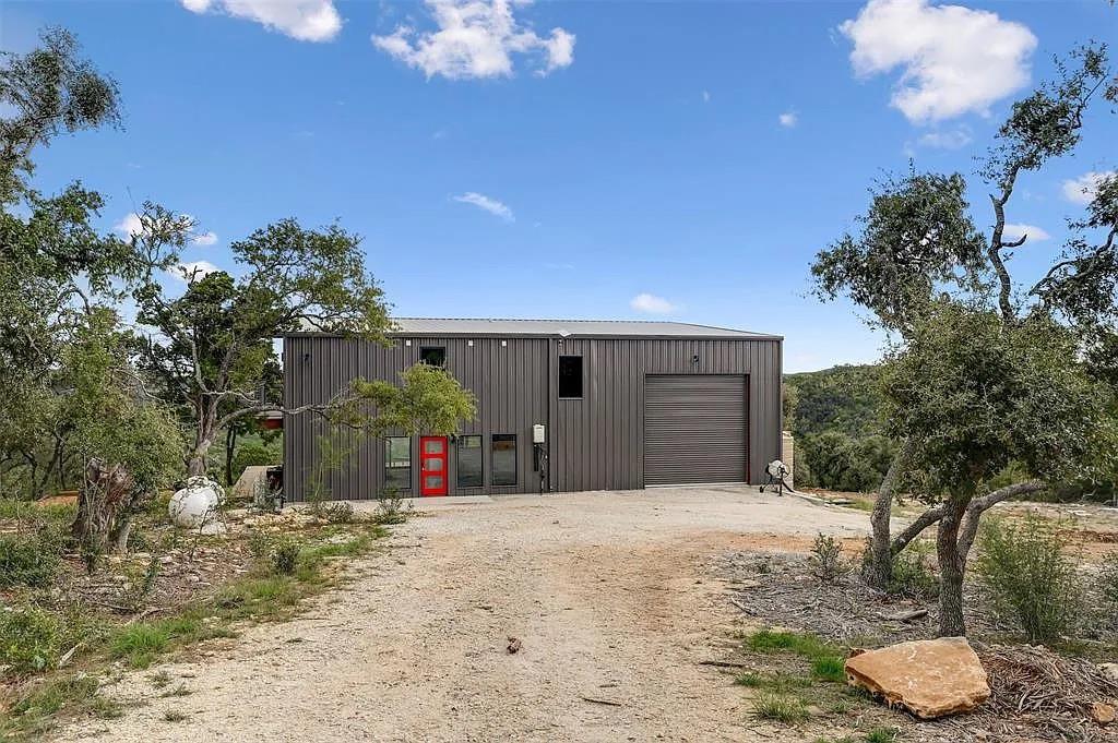 Image 3 of 27 For 640 Ghost Dancer