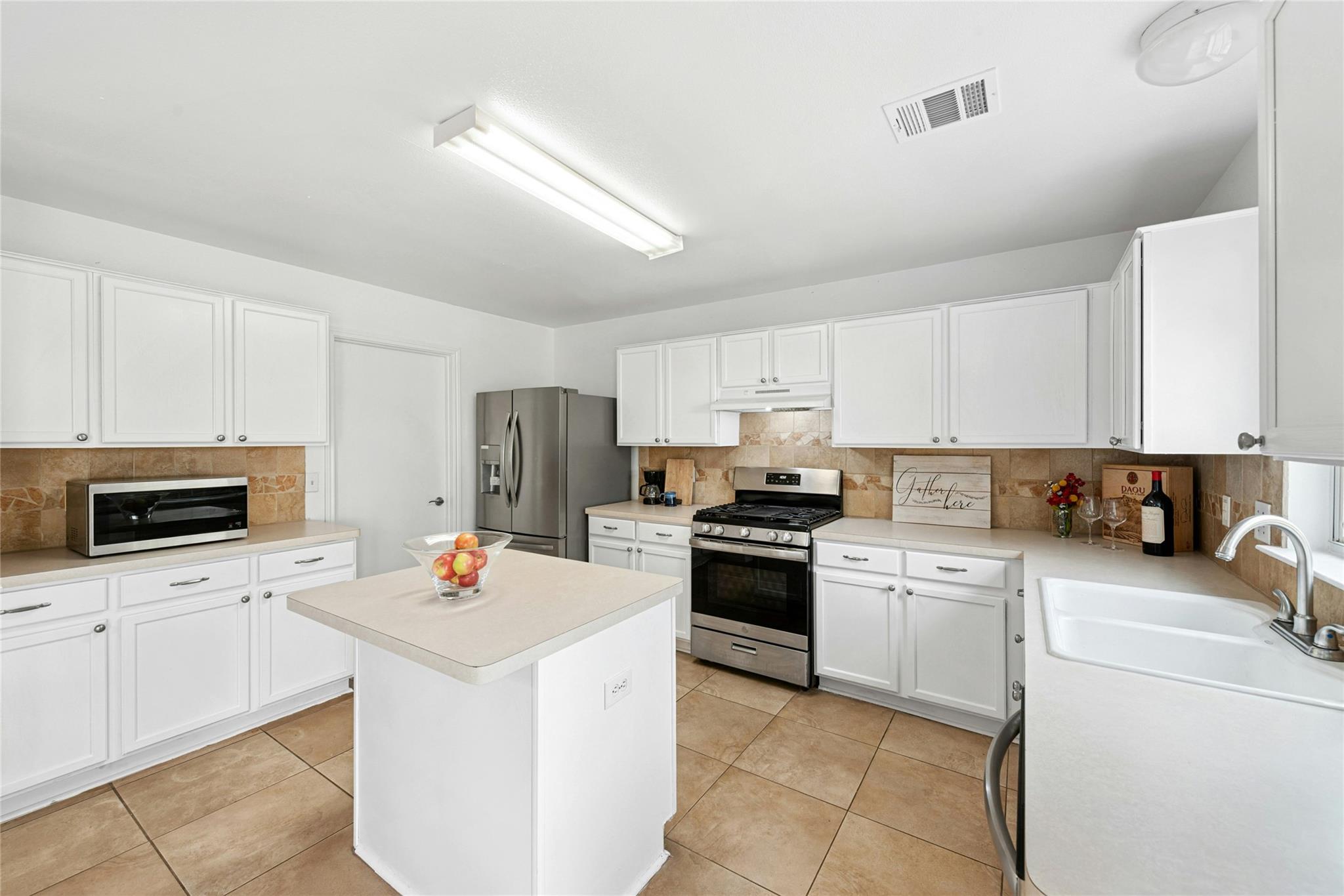 Image 13 of 34 For 13243 Woodthorn Way