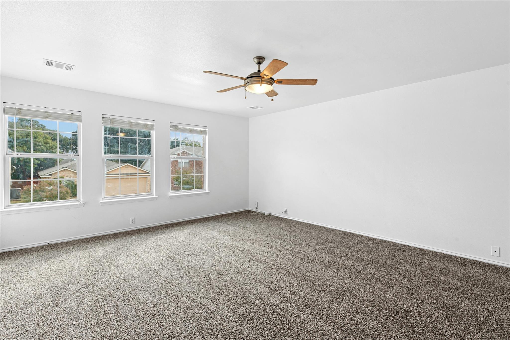 Image 17 of 34 For 13243 Woodthorn Way