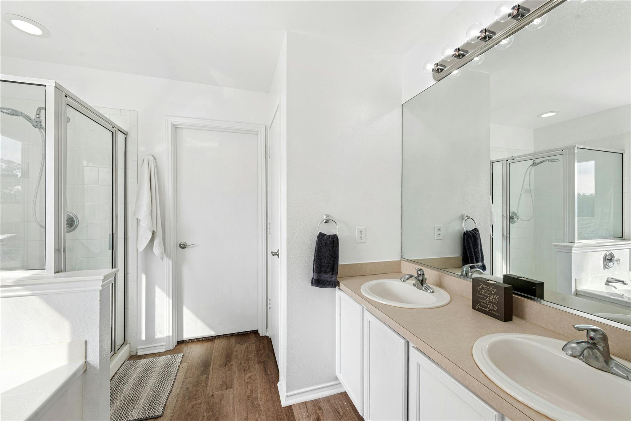 Image 20 of 34 For 13243 Woodthorn Way