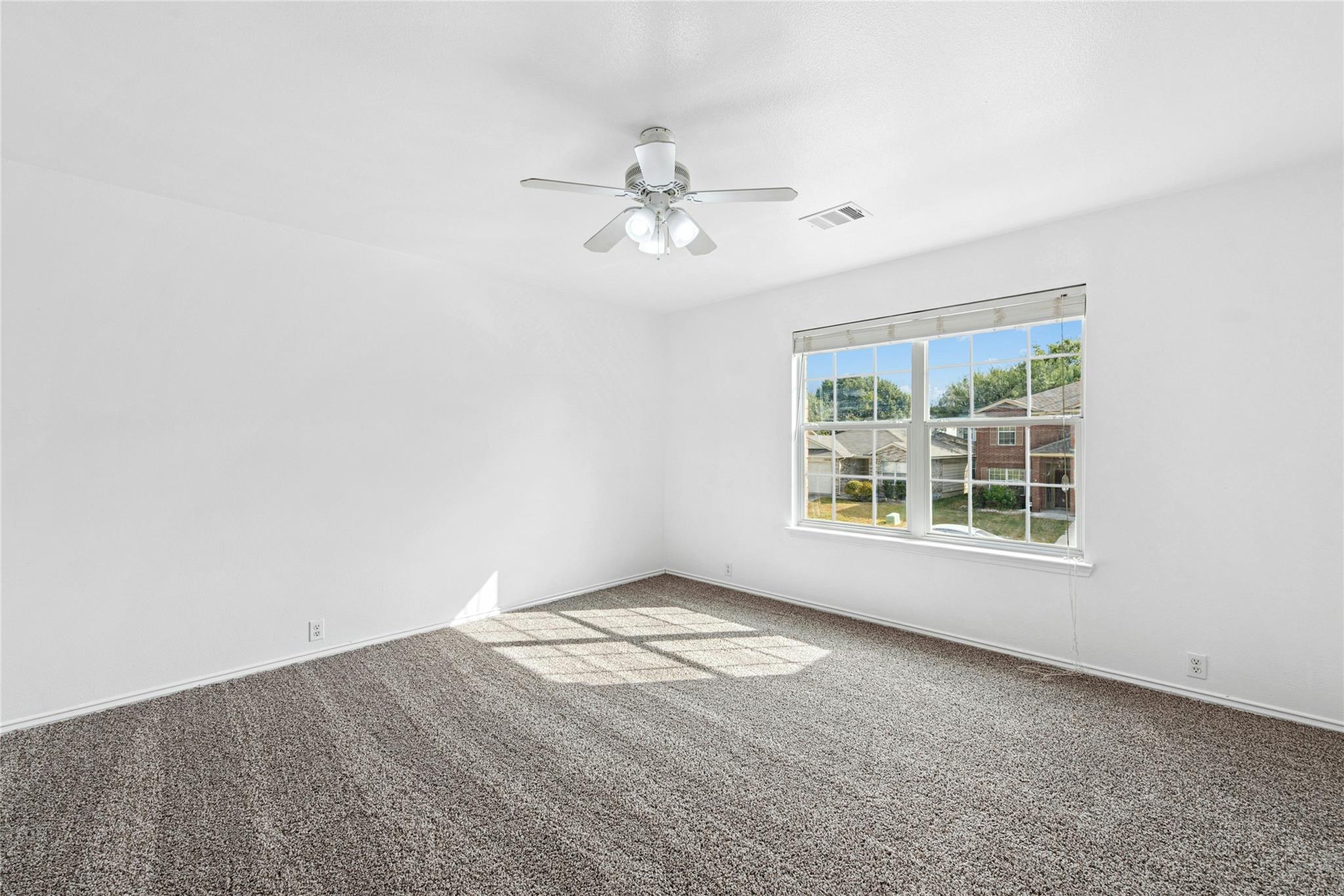 Image 25 of 34 For 13243 Woodthorn Way