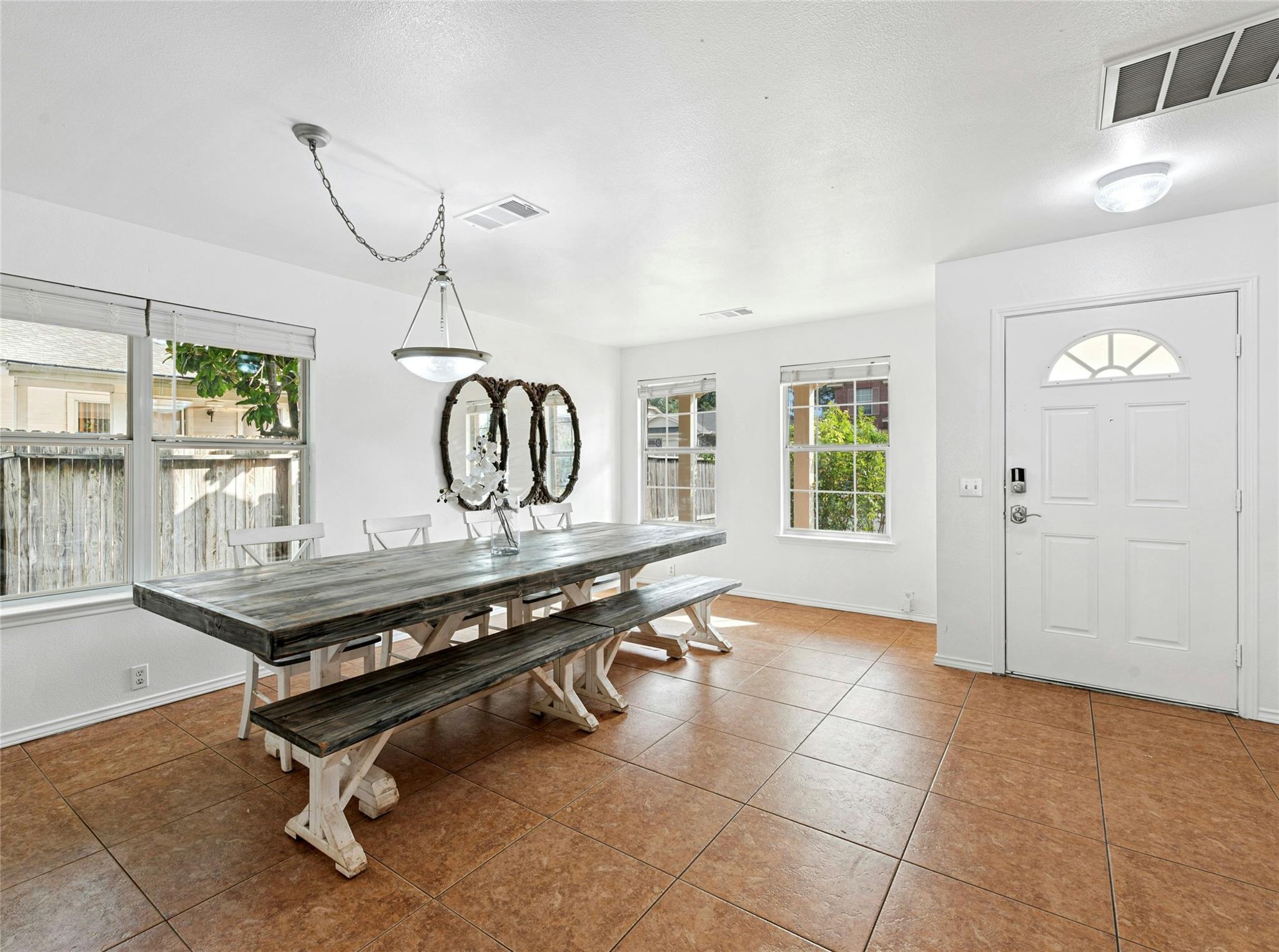 Image 4 of 34 For 13243 Woodthorn Way