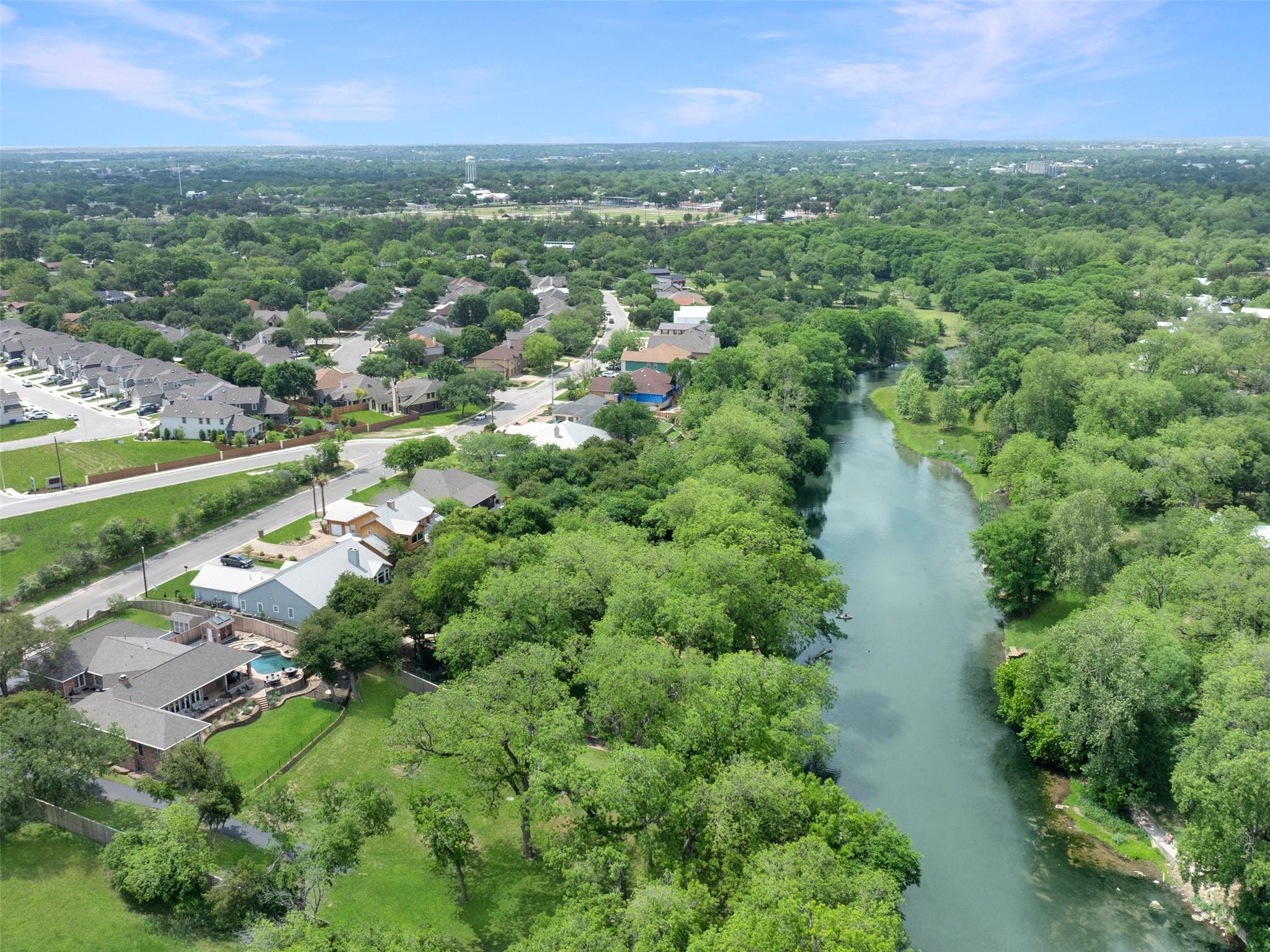 Image 4 of 13 For 1049 River Ter