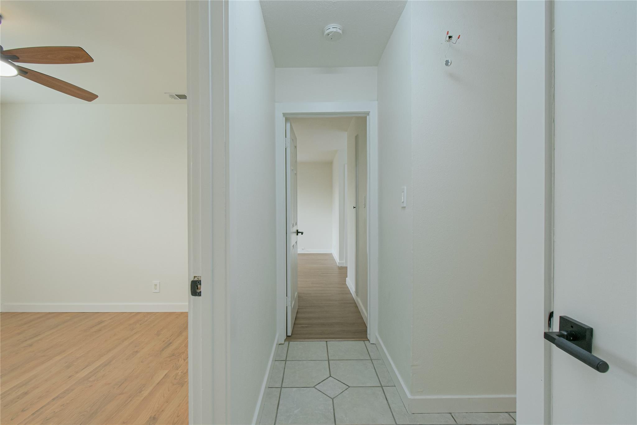 Image 27 of 29 For 12605 Moss Hollow St