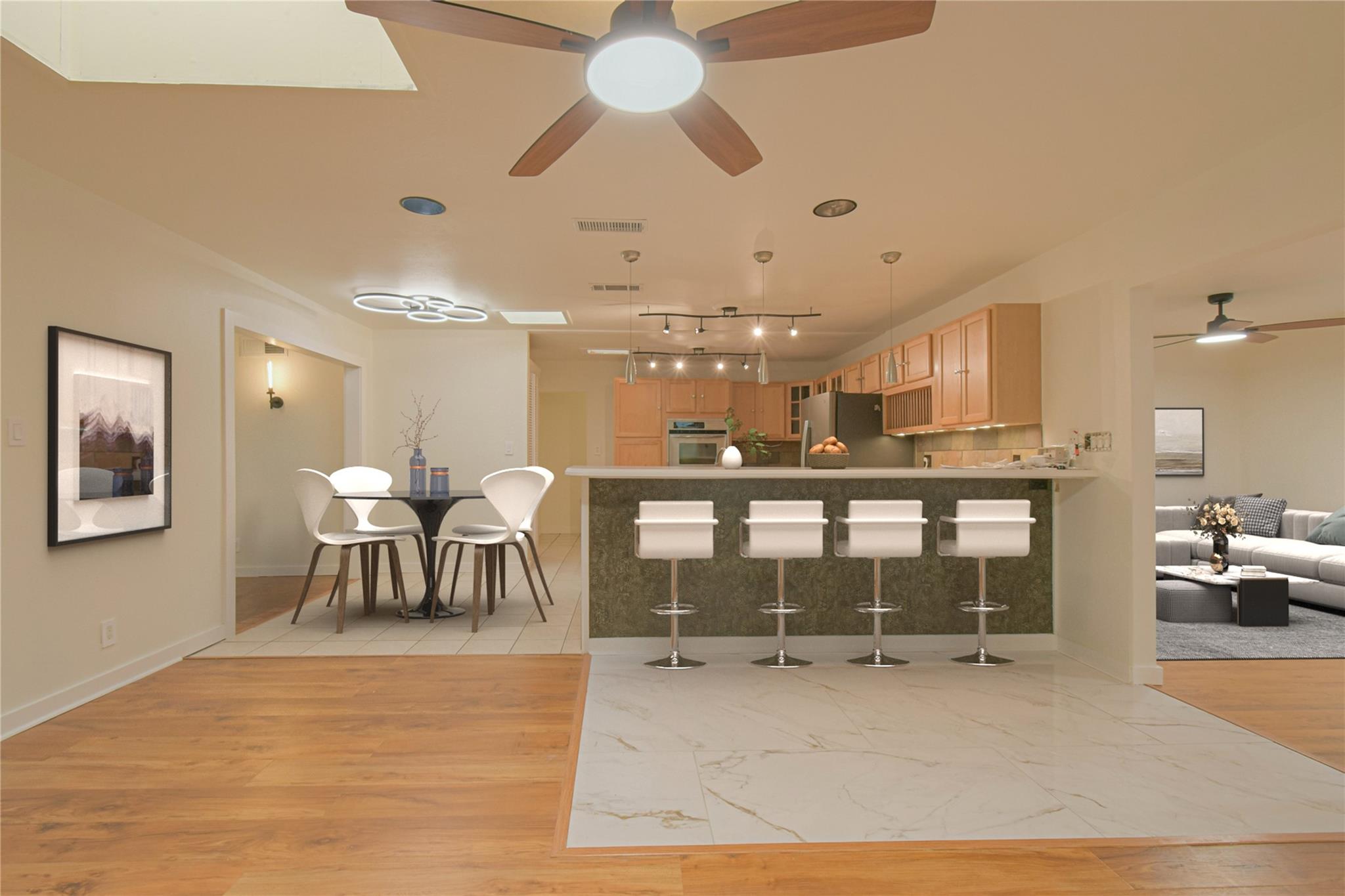 Image 4 of 29 For 12605 Moss Hollow St