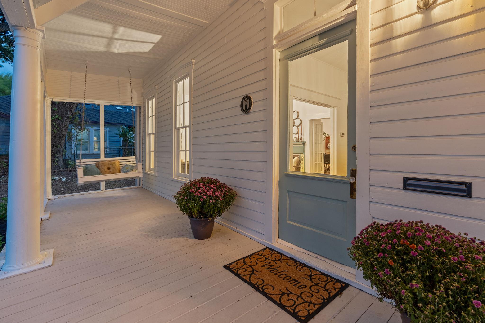 Image 36 of 39 For 810 13th St 