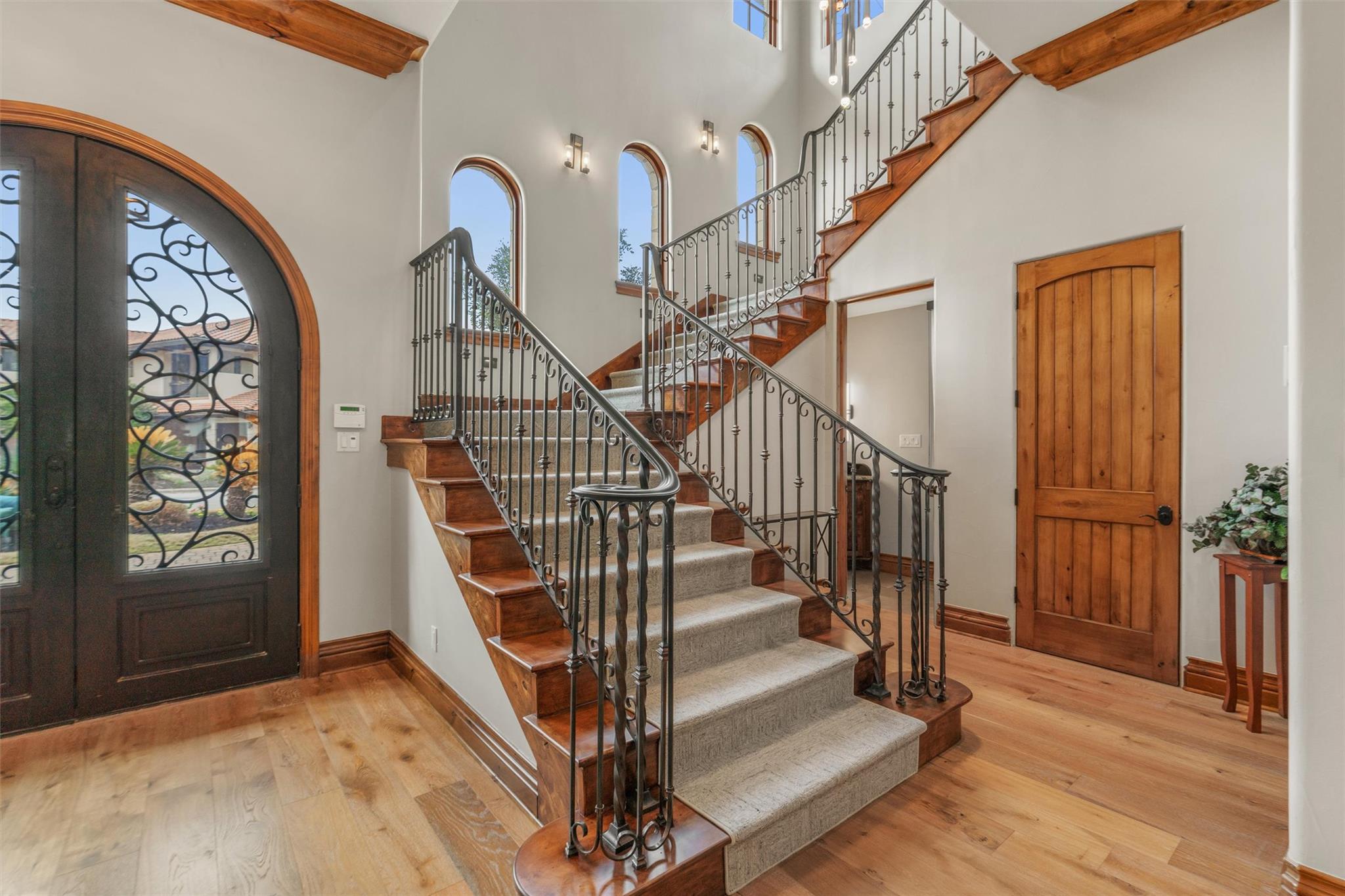 Image 29 of 40 For 4407 Island Cv