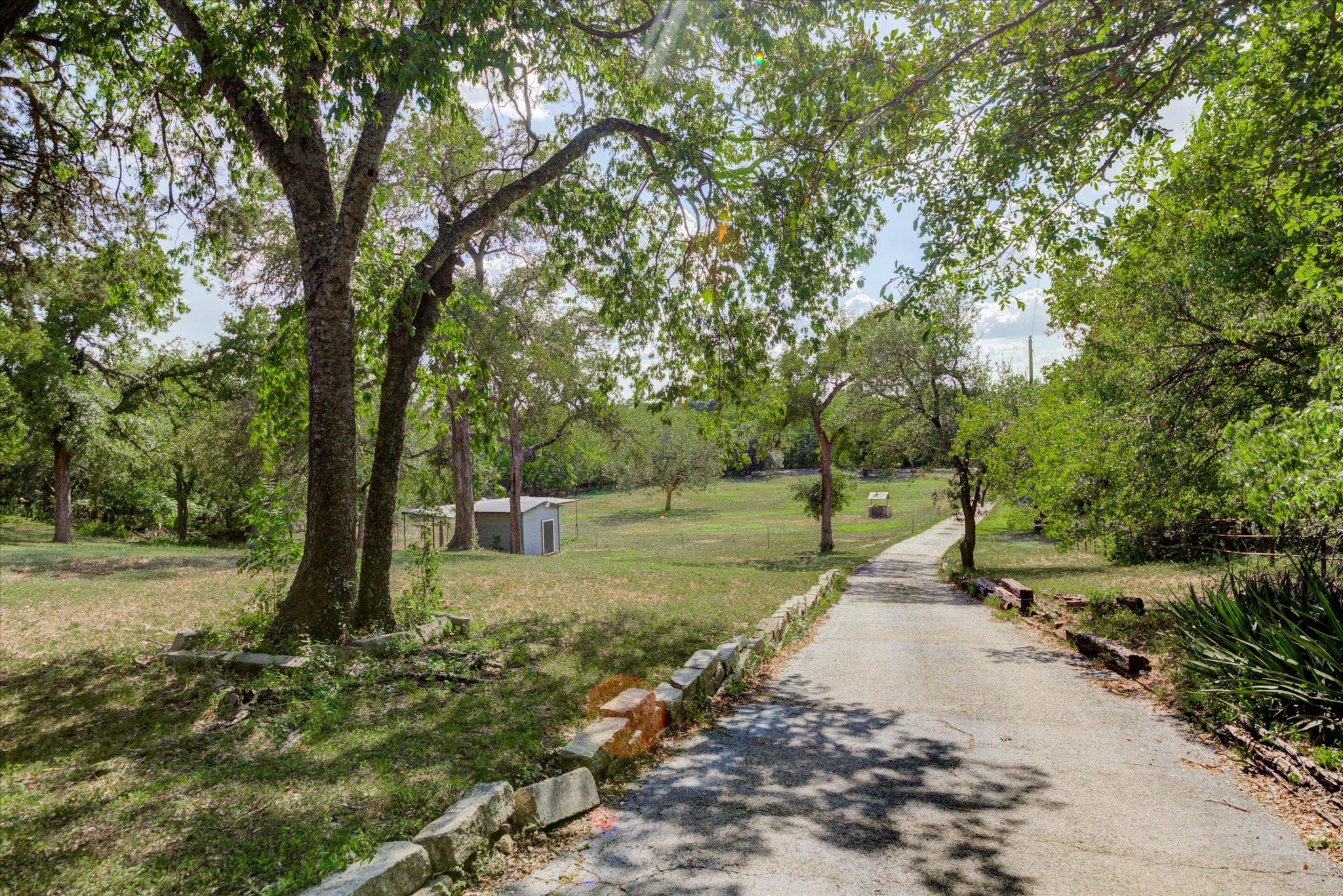 Image 2 of 40 For 12401 Hewitt Ln