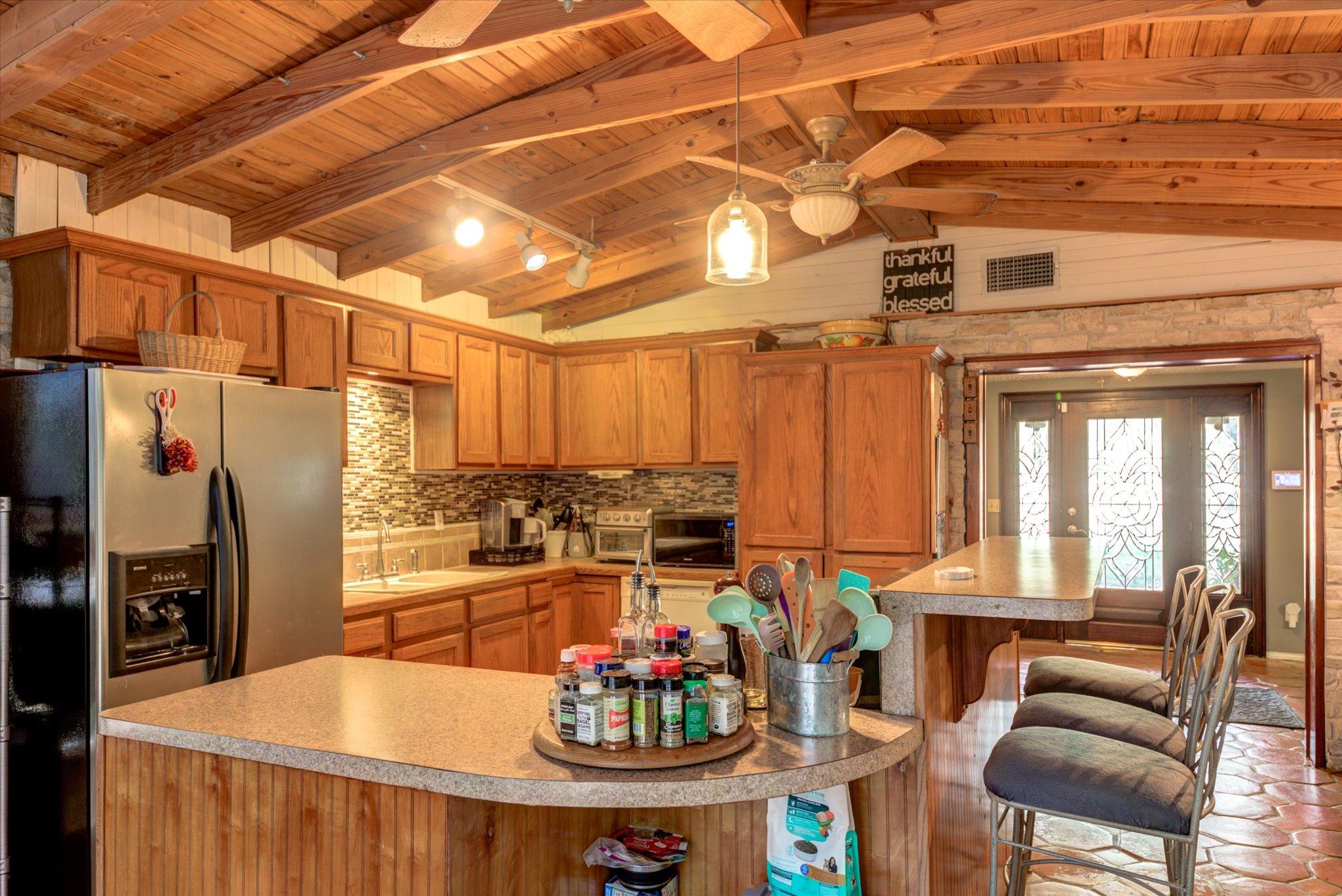 Image 8 of 40 For 12401 Hewitt Ln