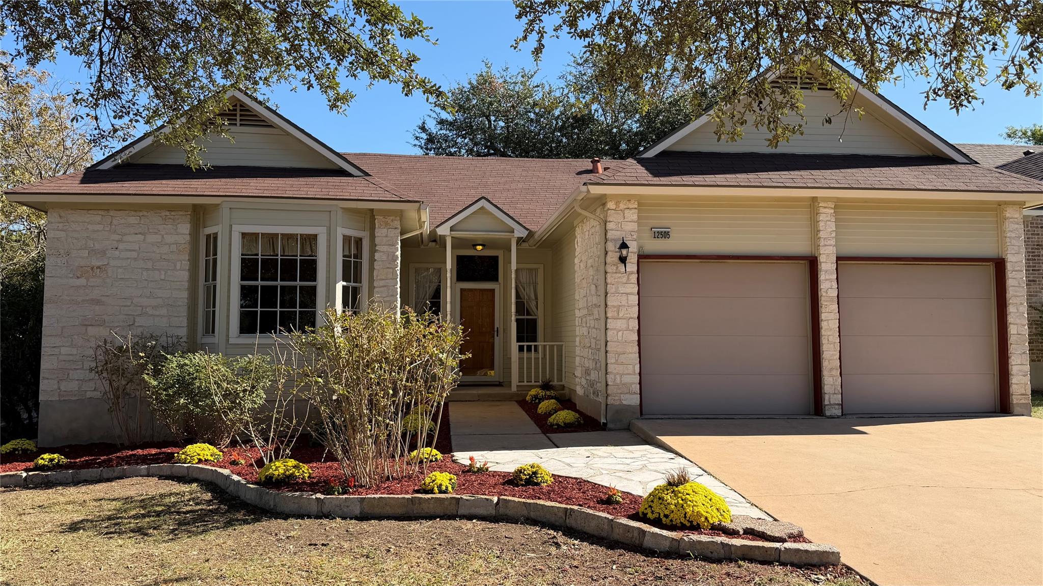 Details for 12505 Hunters Chase Dr, Austin, TX 78729