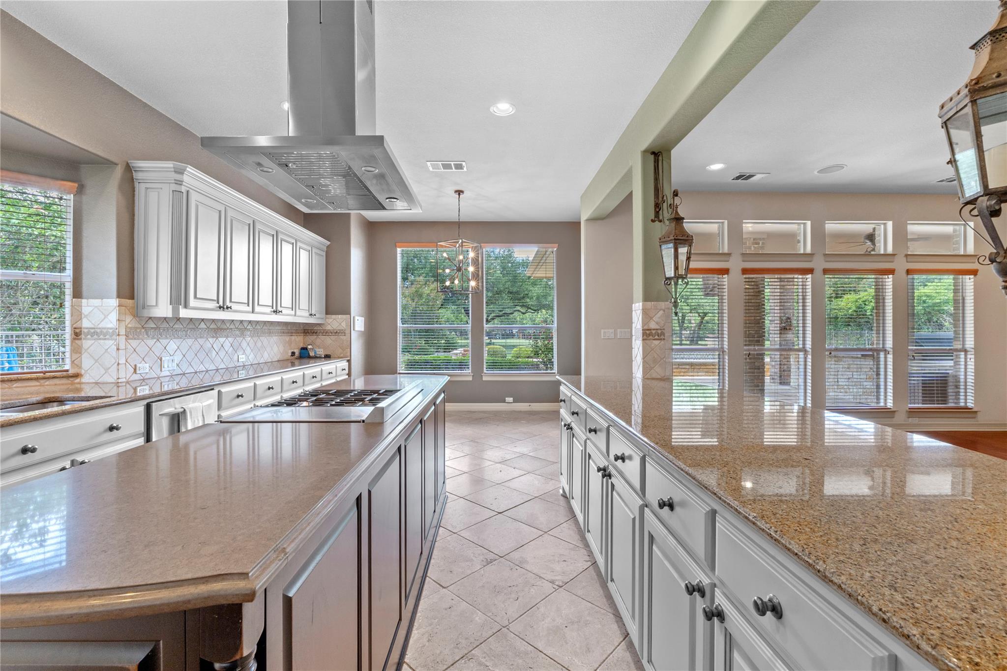 Image 10 of 37 For 15208 Sunningdale St