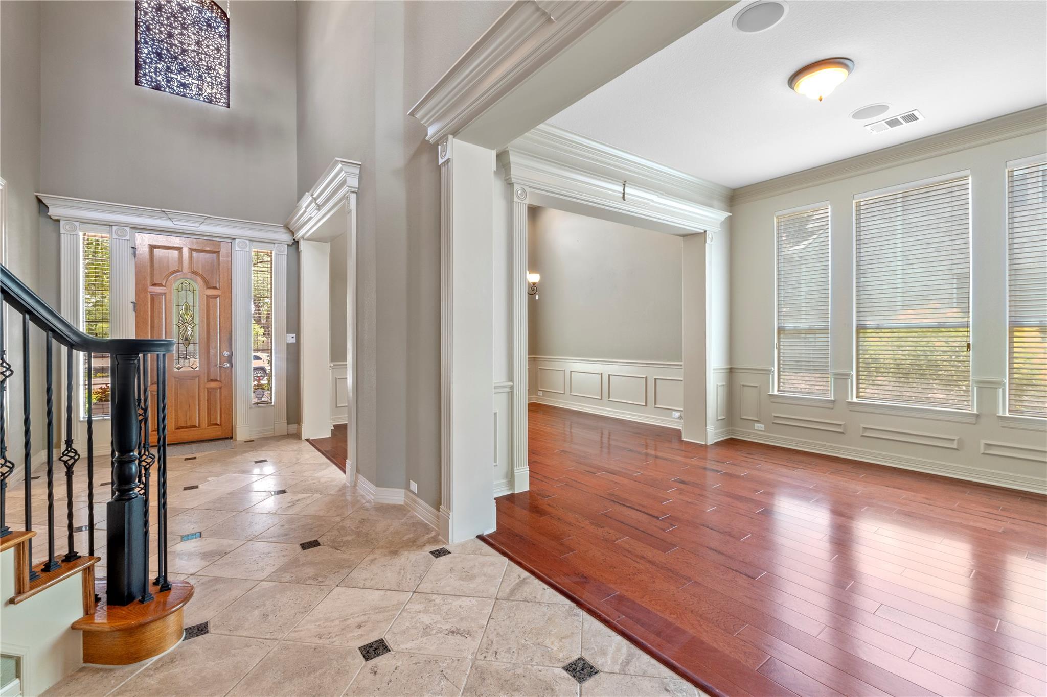 Image 12 of 37 For 15208 Sunningdale St