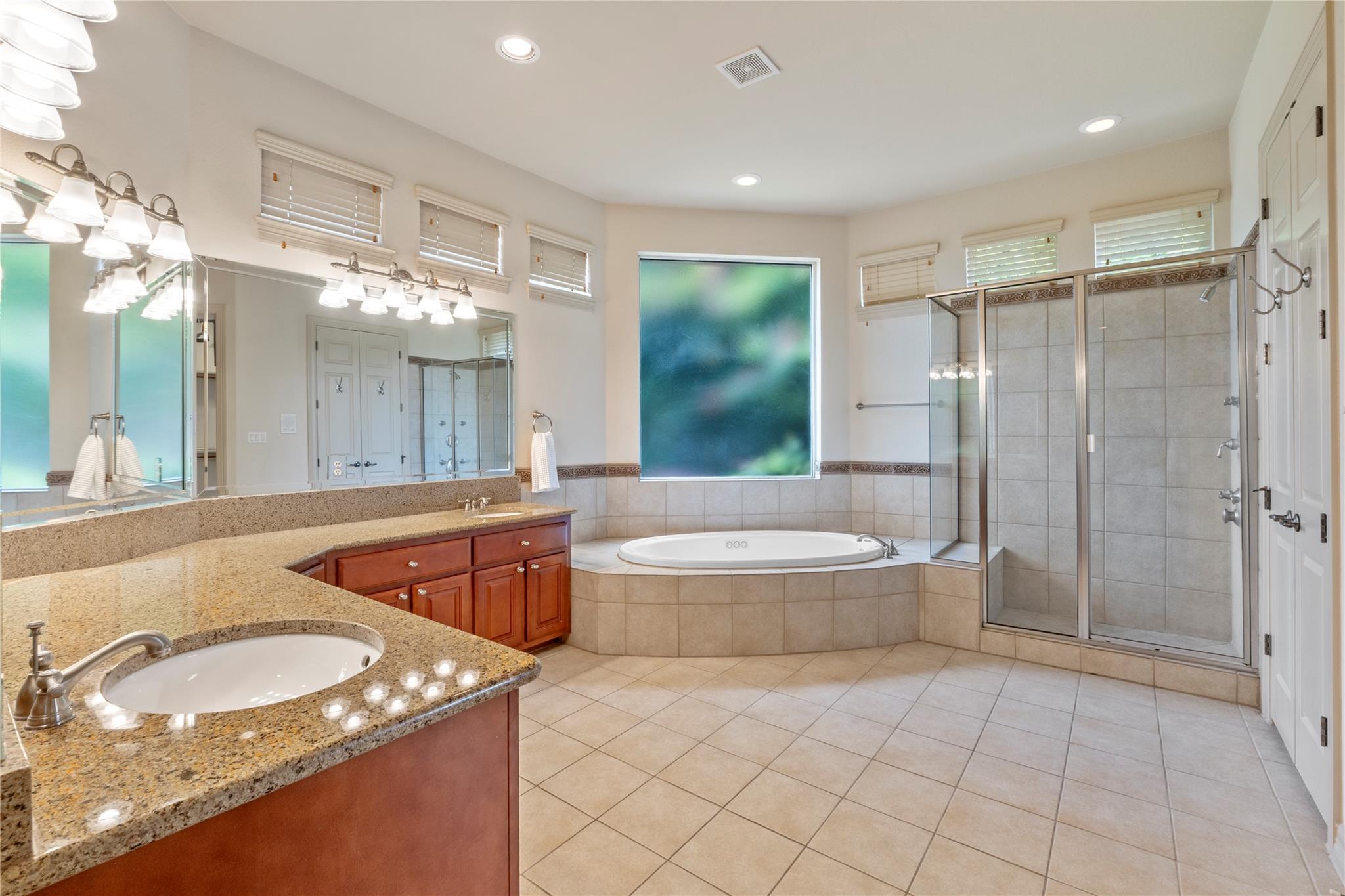 Image 20 of 37 For 15208 Sunningdale St