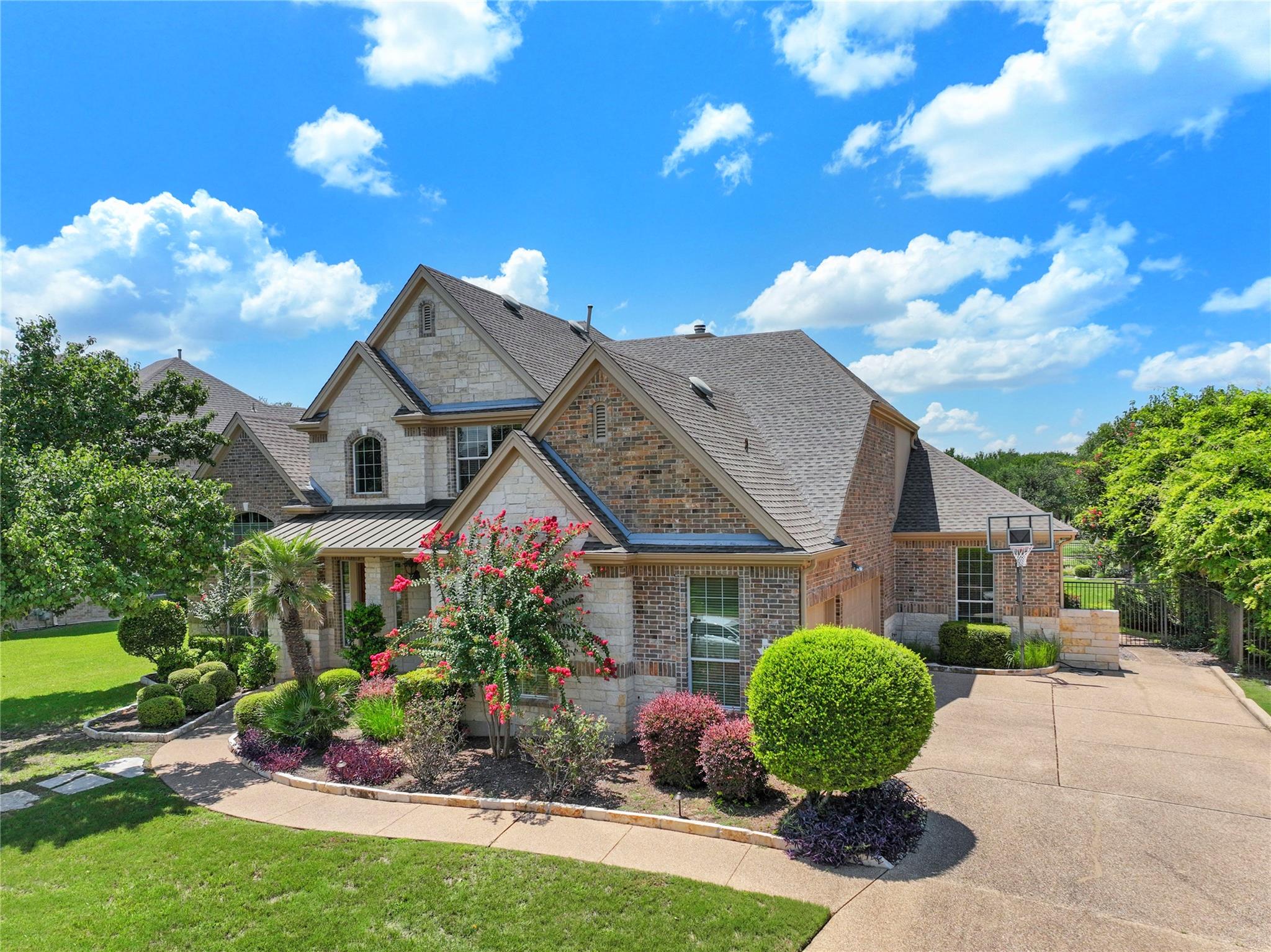 Image 3 of 37 For 15208 Sunningdale St