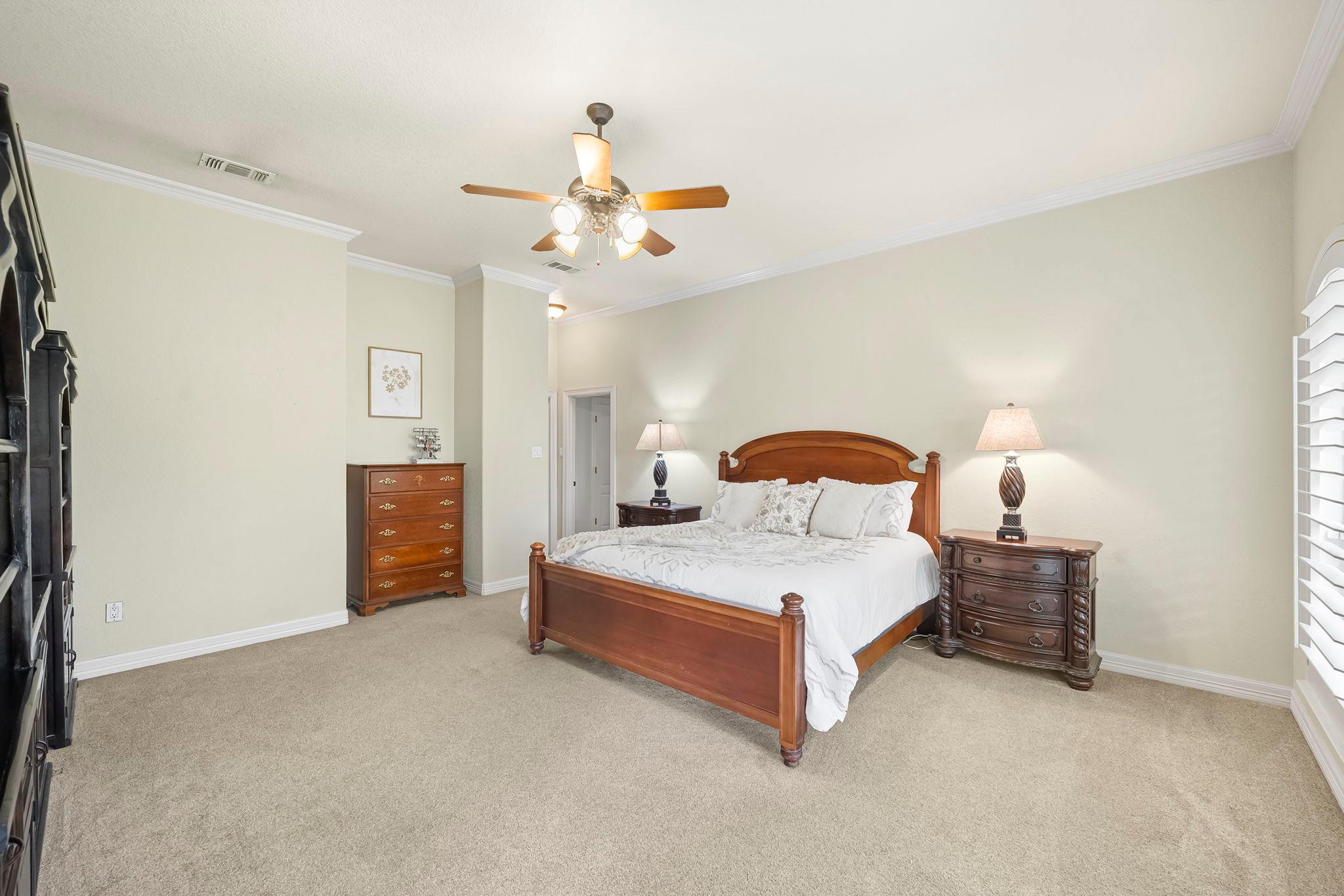 Image 23 of 33 For 810 Bluff Ridge Ct