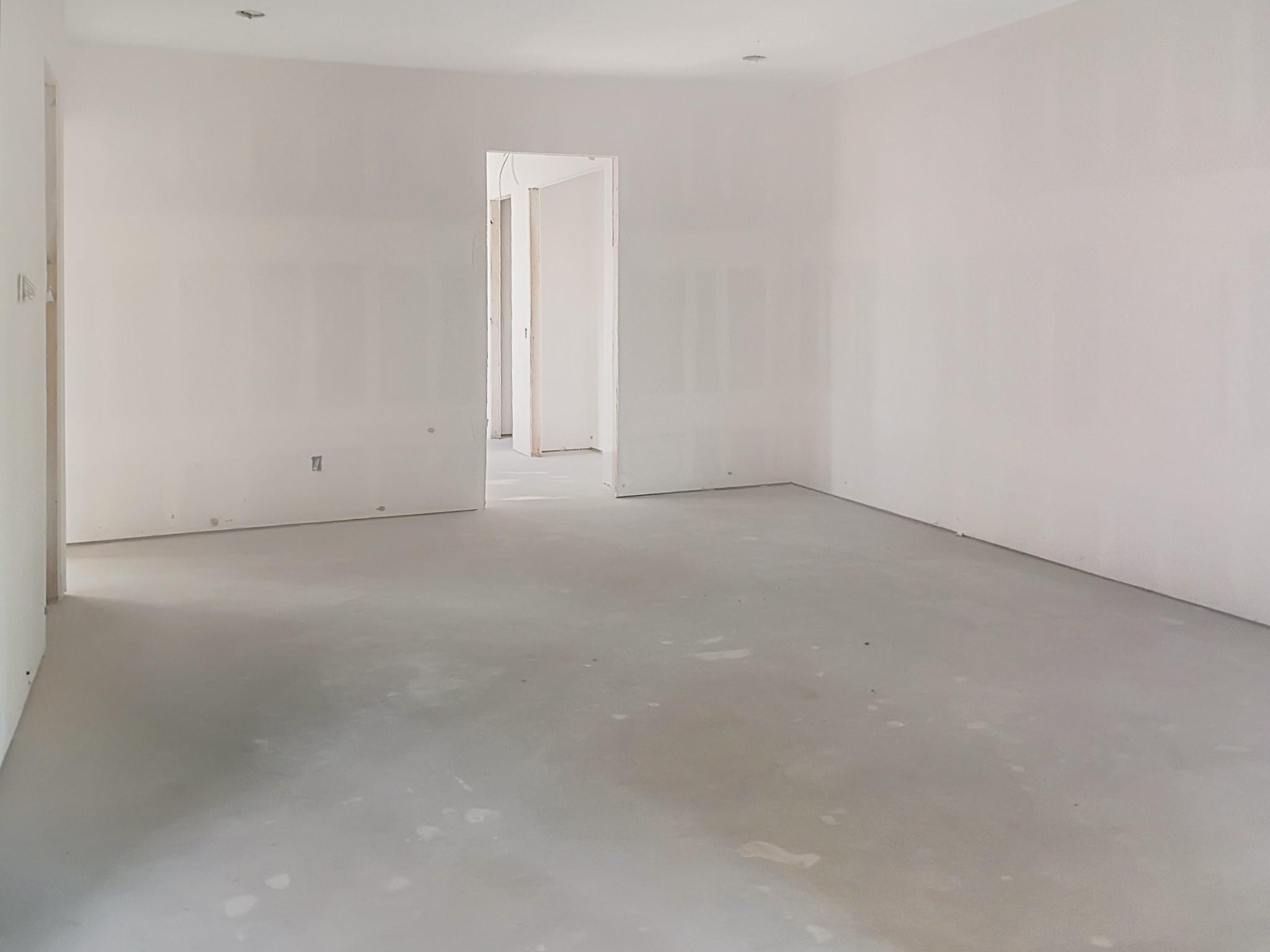 Image 14 of 17 For 1722 Paradise Pkwy