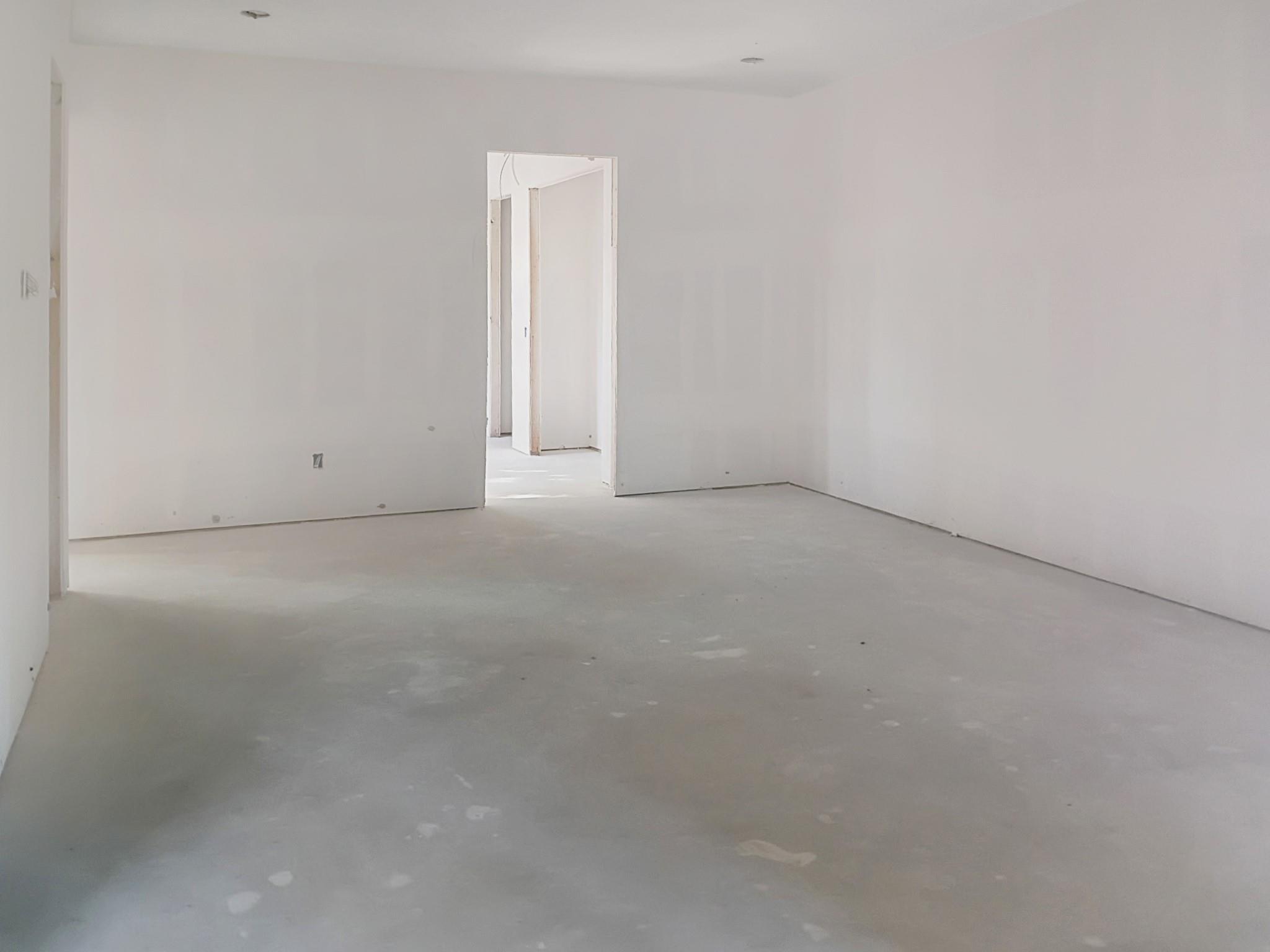 Image 16 of 17 For 1722 Paradise Pkwy