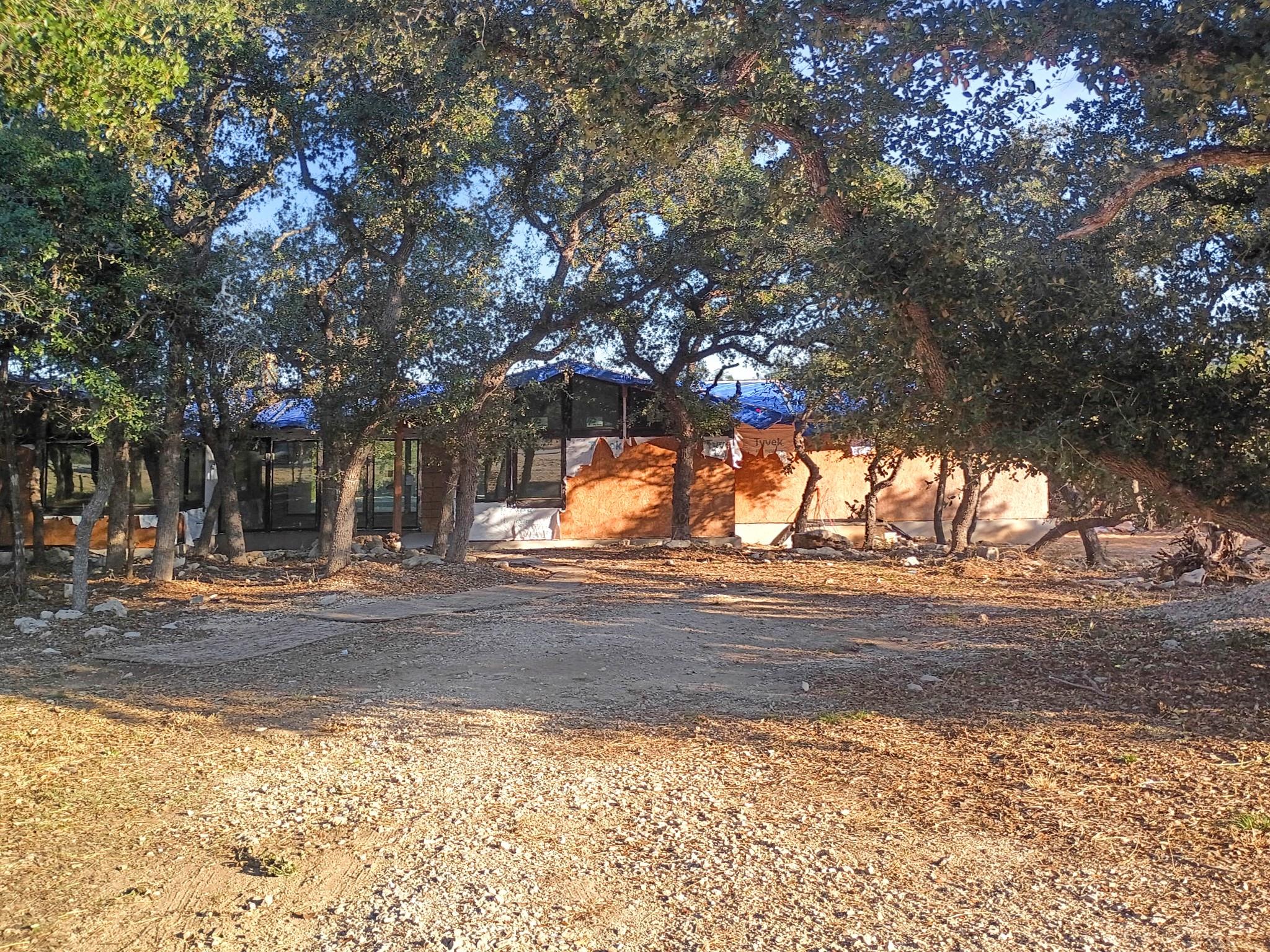 Image 2 of 17 For 1722 Paradise Pkwy