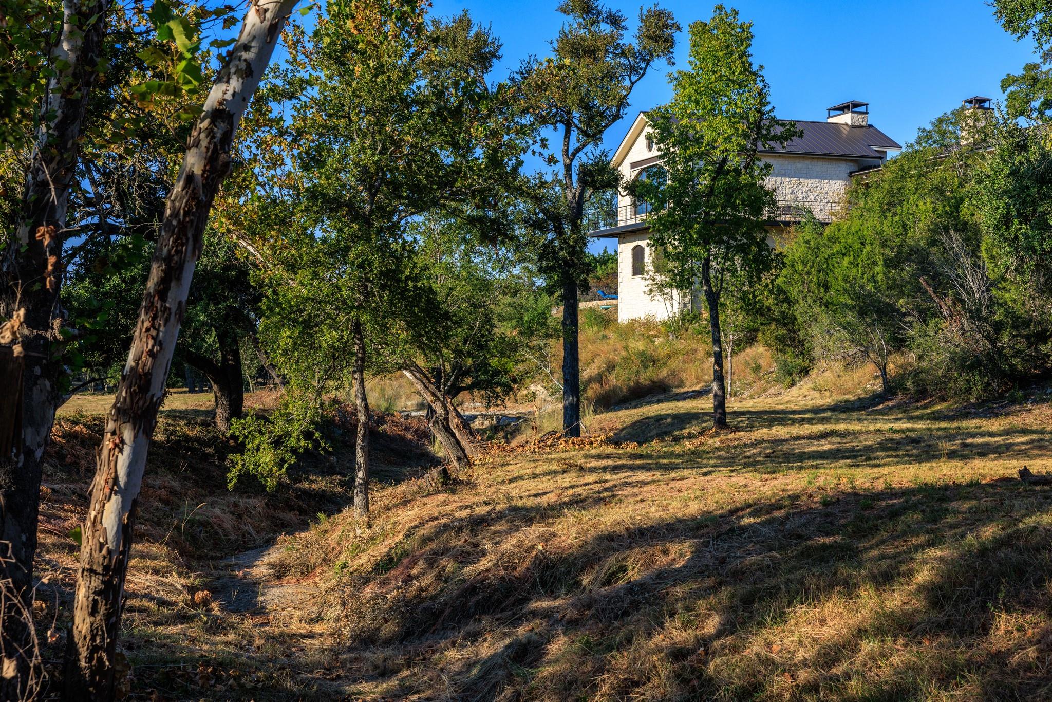 Image 11 of 40 For 5801 Mount Gainor Rd