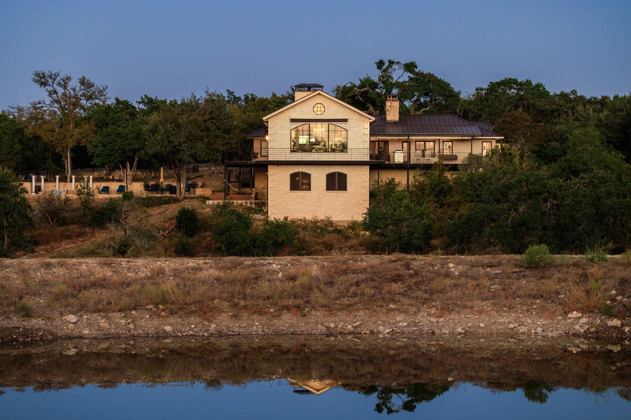 Image 12 of 40 For 5801 Mount Gainor Rd