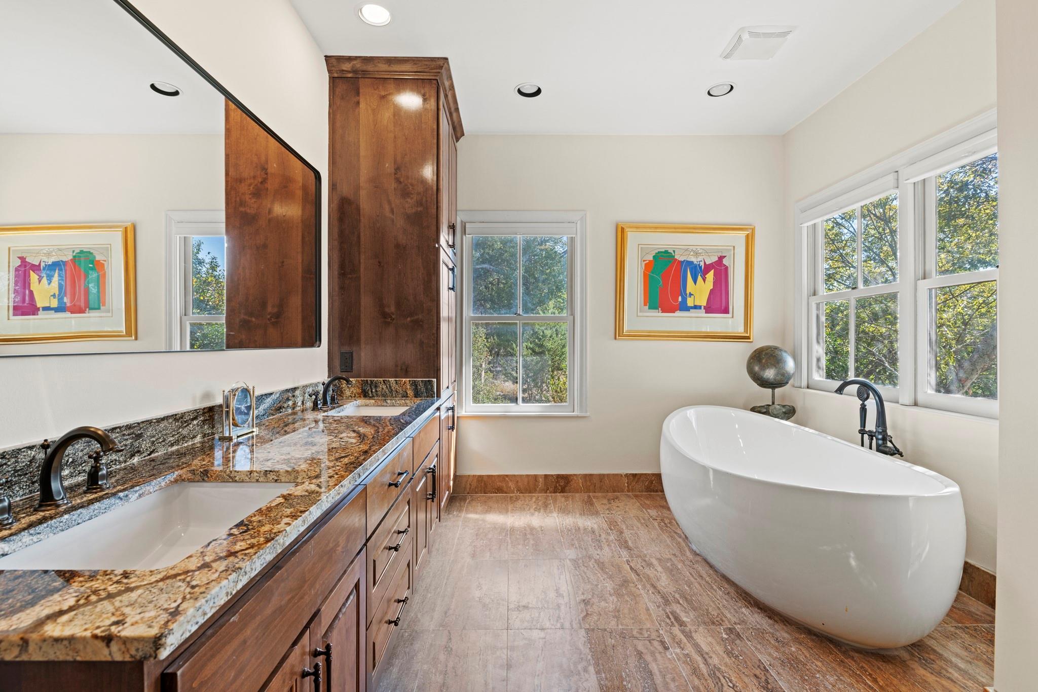 Image 24 of 40 For 5801 Mount Gainor Rd