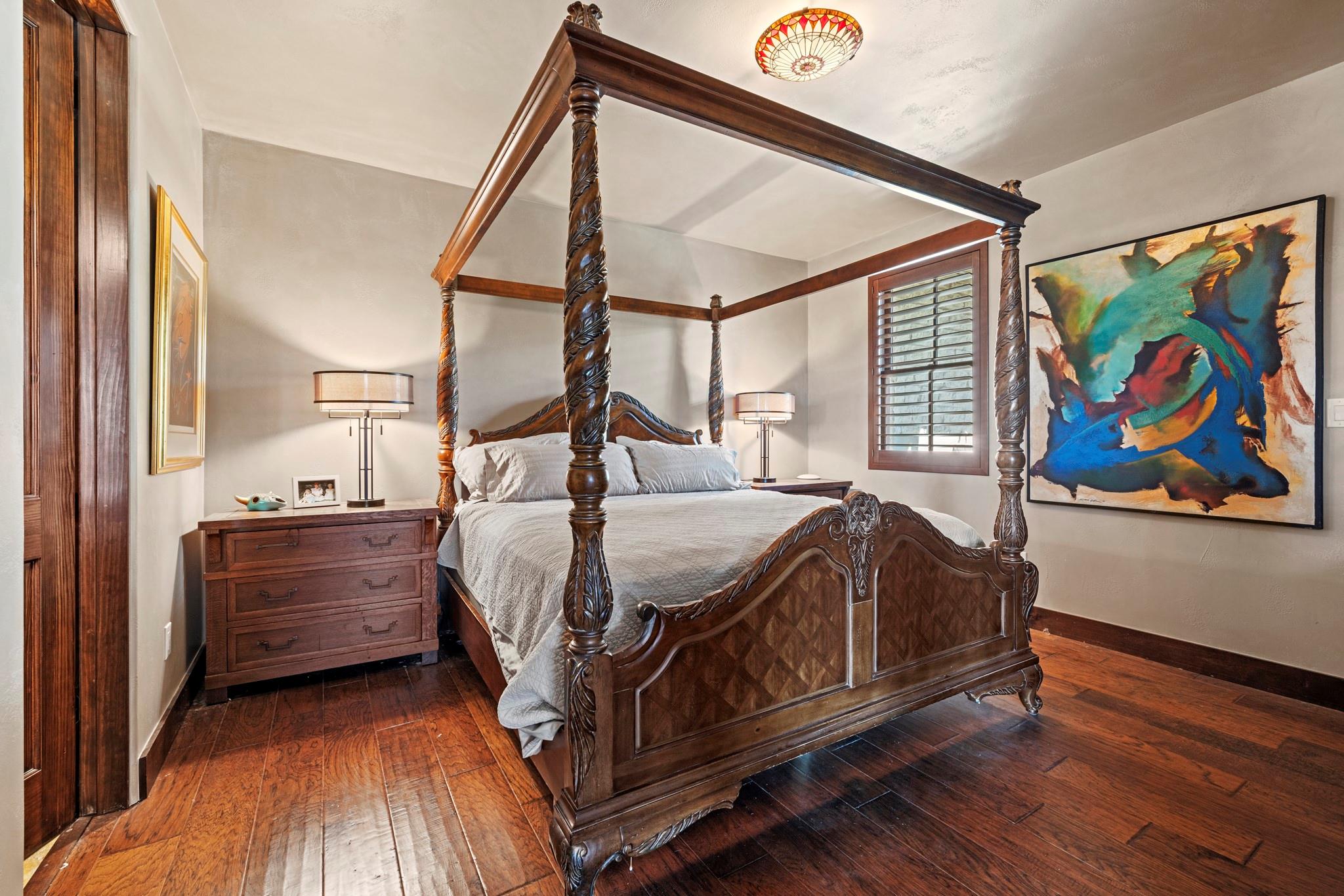 Image 26 of 40 For 5801 Mount Gainor Rd