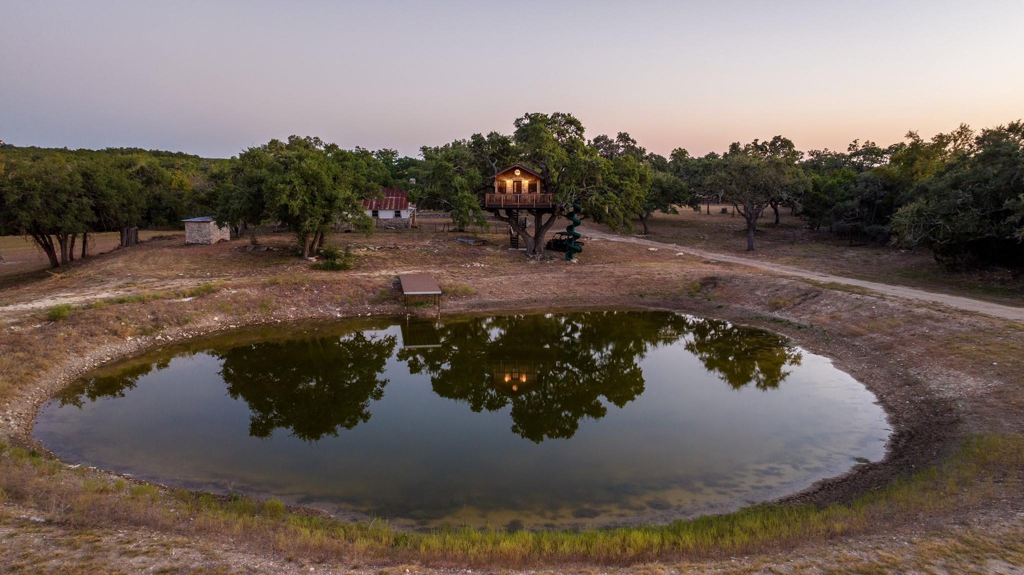 Image 32 of 40 For 5801 Mount Gainor Rd