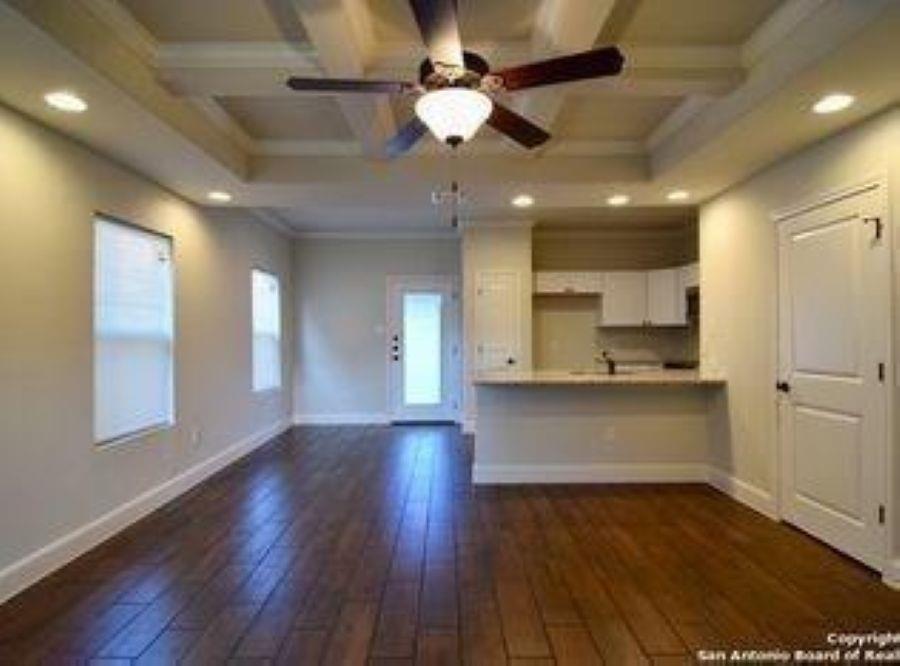 Image 4 of 10 For 6403 Melanzane Ave 1