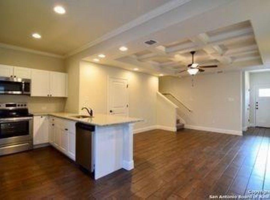 Image 6 of 10 For 6403 Melanzane Ave 1