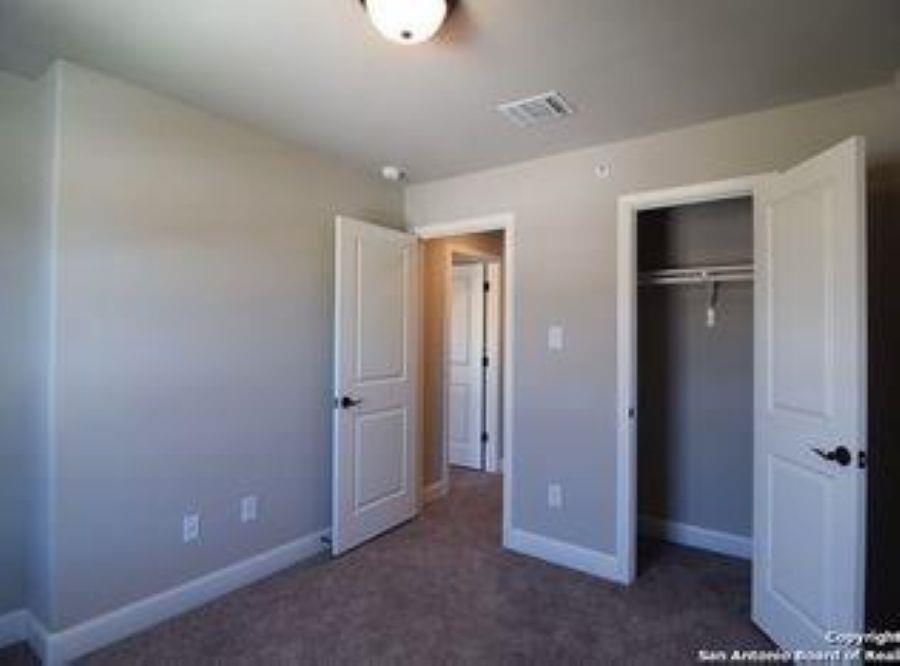 Image 9 of 10 For 6403 Melanzane Ave 1