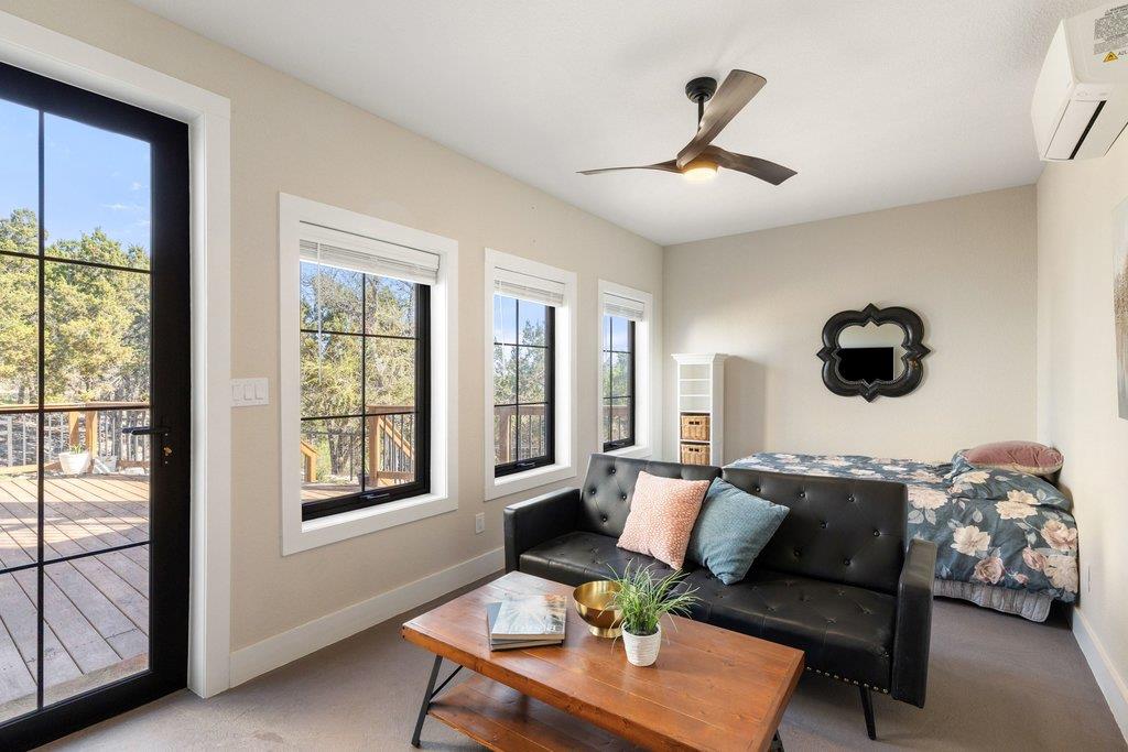 Image 34 of 40 For 2415 Comal Springs