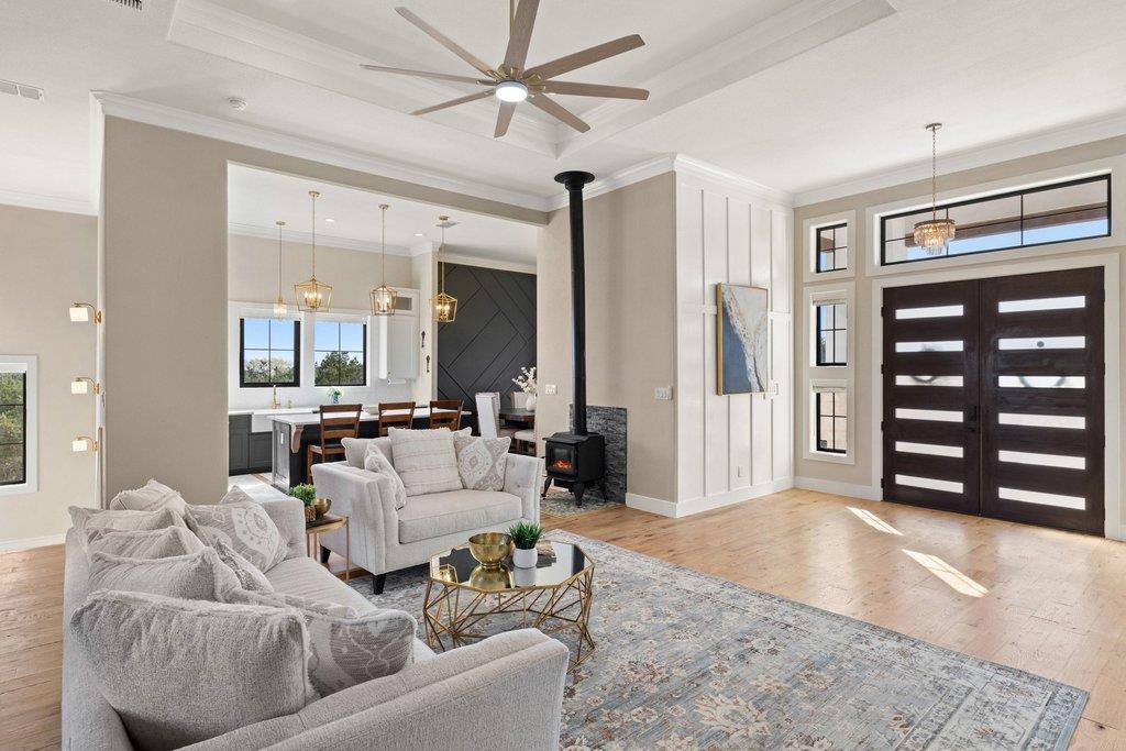 Image 4 of 40 For 2415 Comal Springs