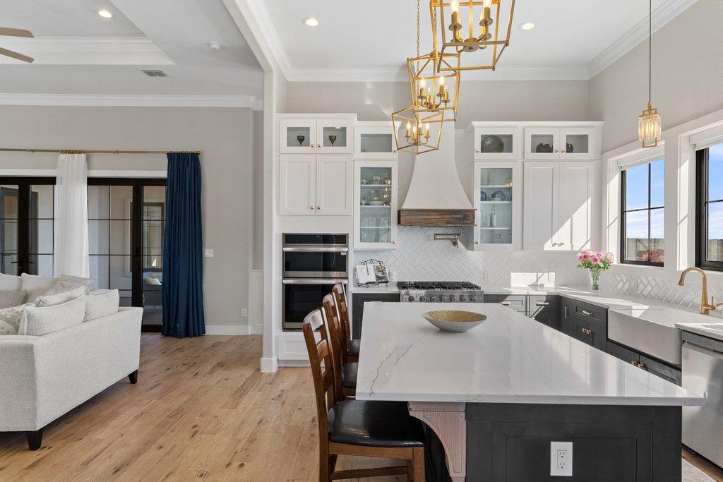 Image 8 of 40 For 2415 Comal Springs