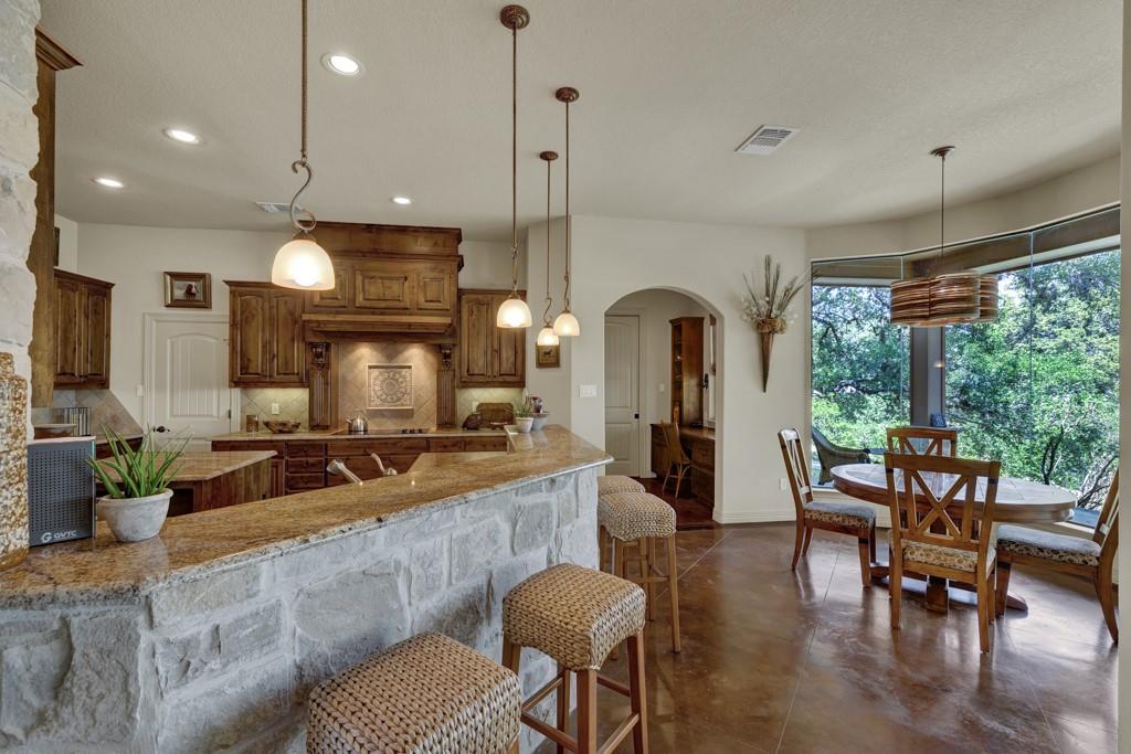 Image 11 of 39 For 807 Lake Island Dr
