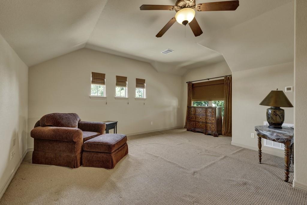 Image 28 of 39 For 807 Lake Island Dr