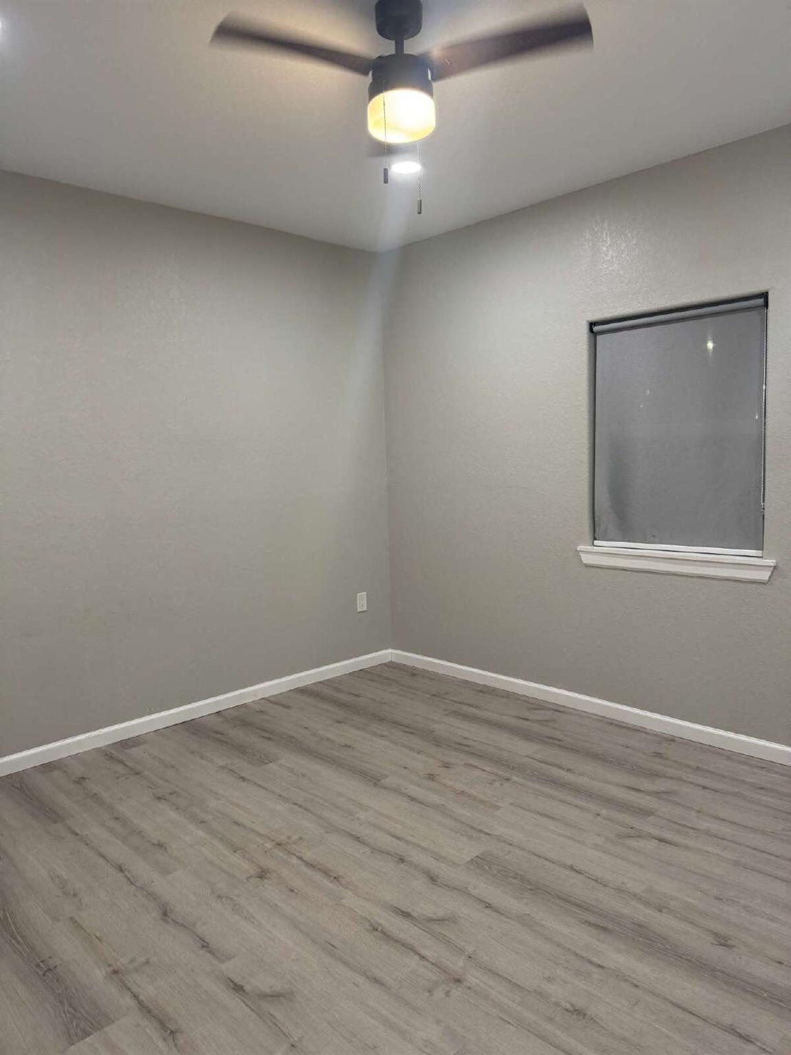 Image 10 of 16 For 2902 Laredo St 2