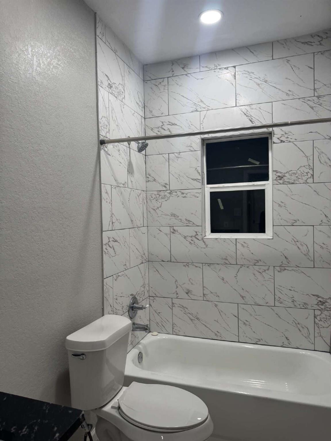 Image 12 of 16 For 2902 Laredo St 2