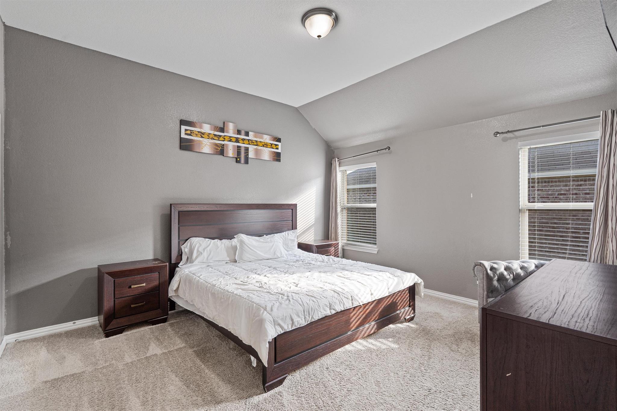 Image 22 of 40 For 804 Farm House Dr