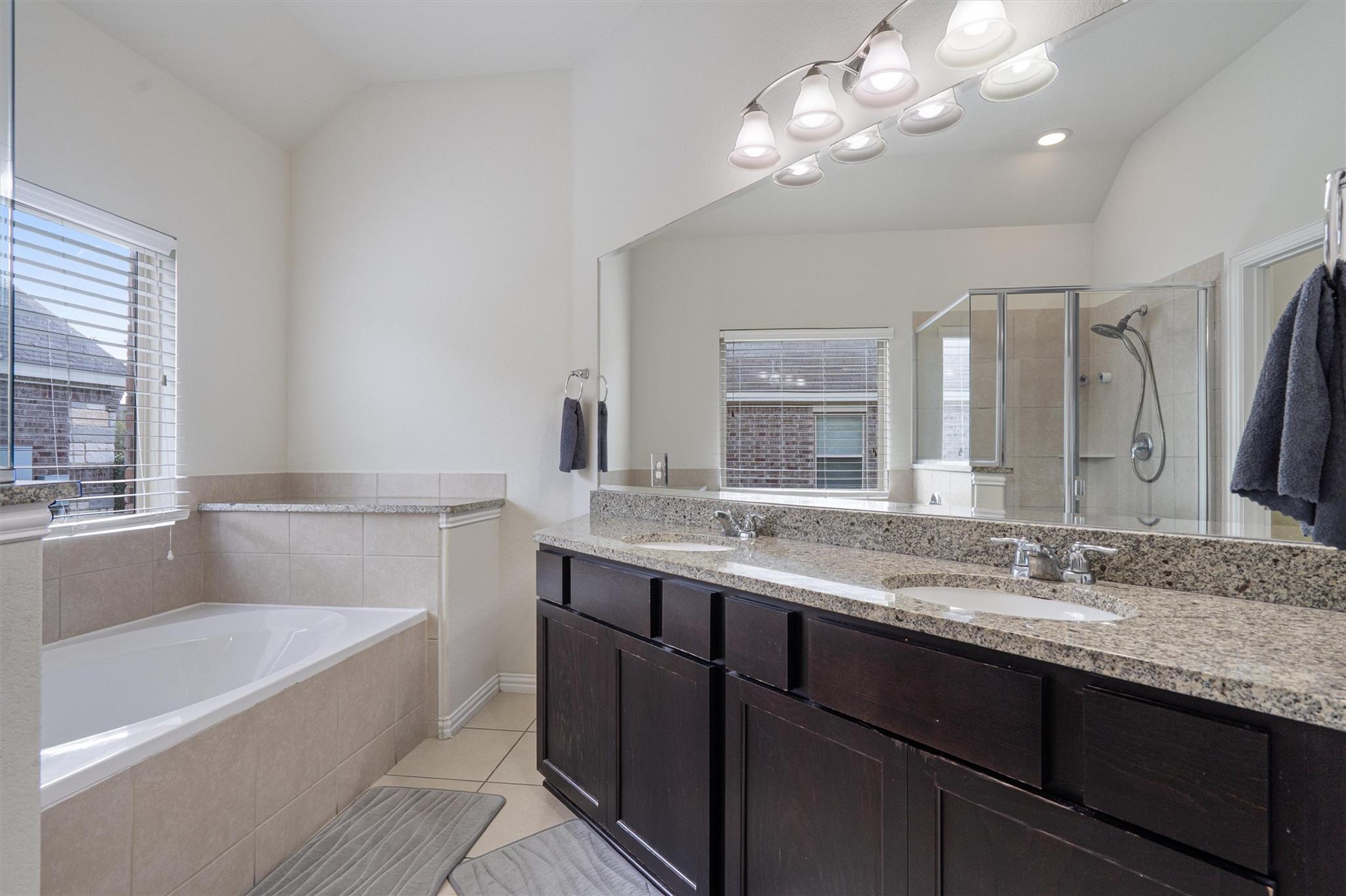 Image 24 of 40 For 804 Farm House Dr