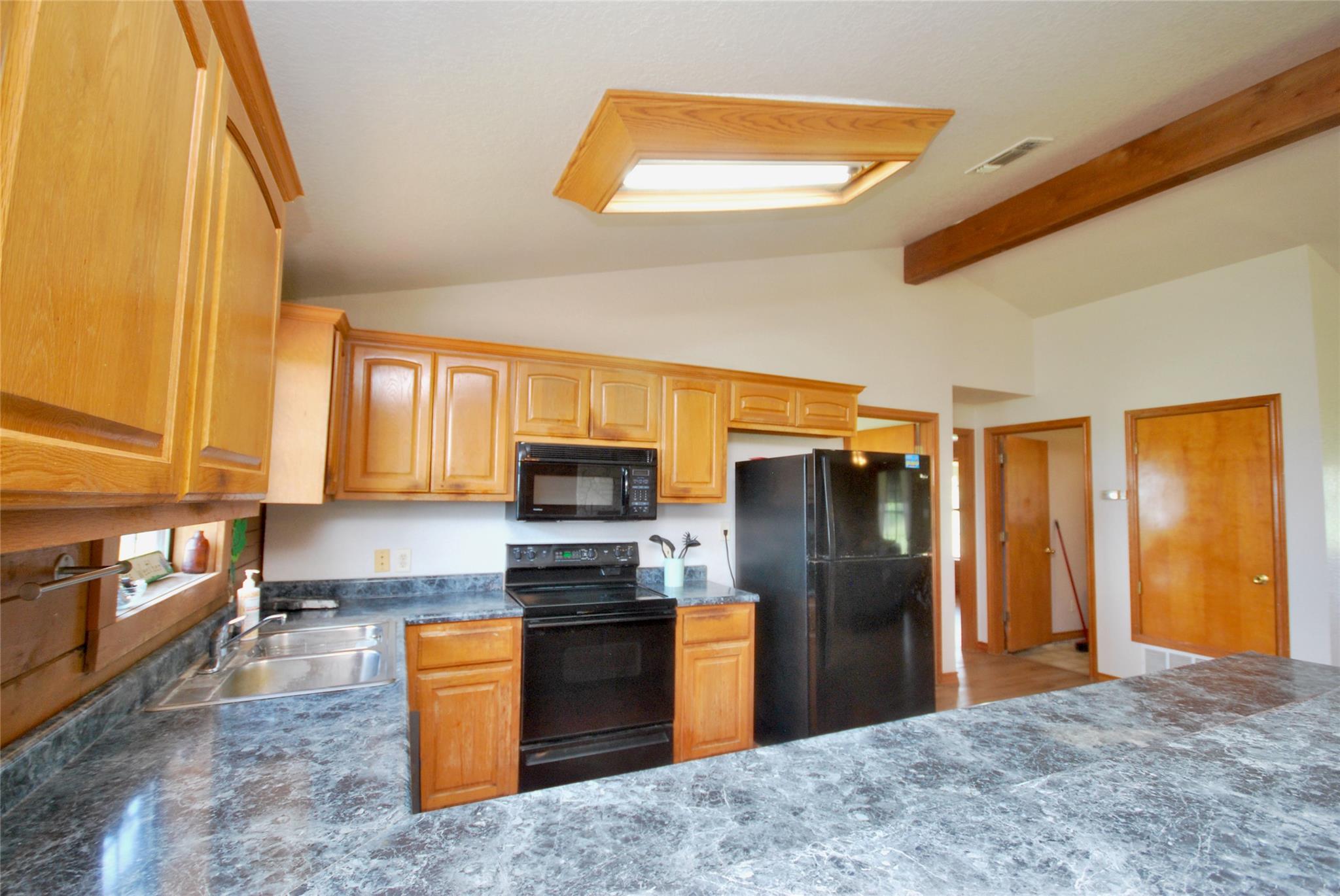 Image 13 of 39 For 2725 Old Lehmann Rd