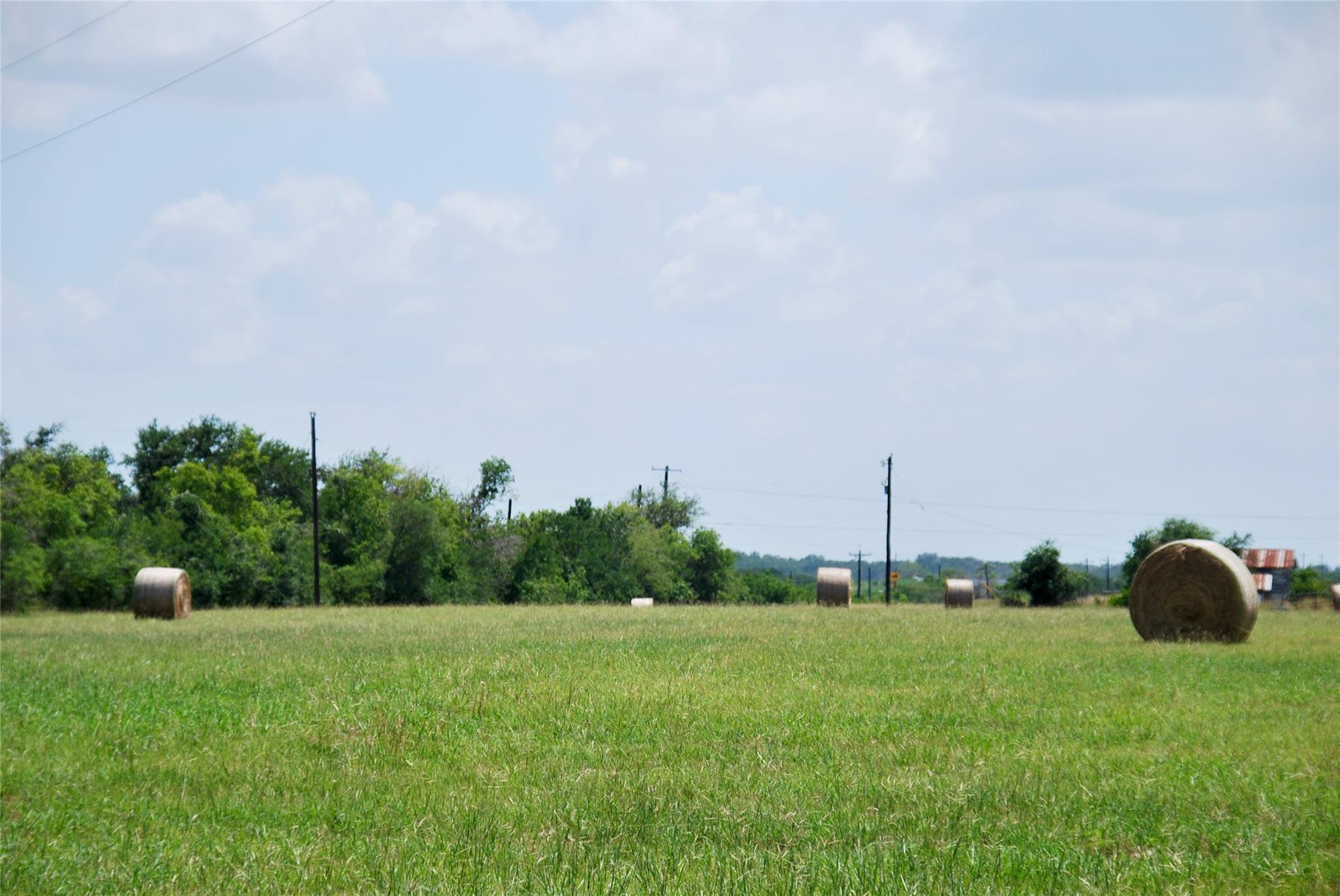 Image 22 of 39 For 2725 Old Lehmann Rd